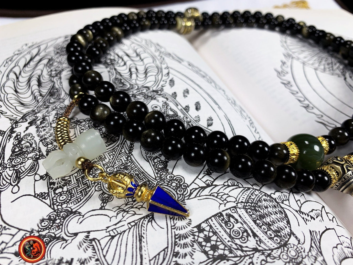 Mala, chapelet bouddhiste tibetain 108 perles d'obsidiennes dorées de qualité A+. Jade, argent 925, cuivre, or, Amulette Manjushri. - obsidian dragon