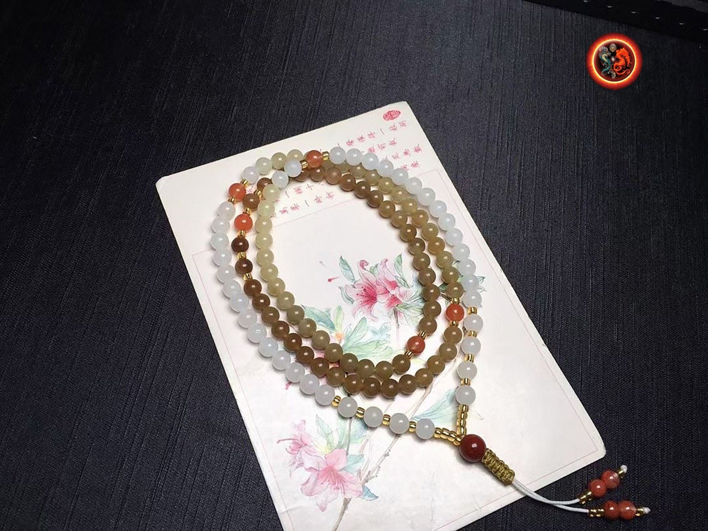 Mala, chapelet bouddhiste. Prière et méditation 108 perles de jade Nephrite entièrement naturel garanti sans aucun traitement et expertisé. - obsidian dragon