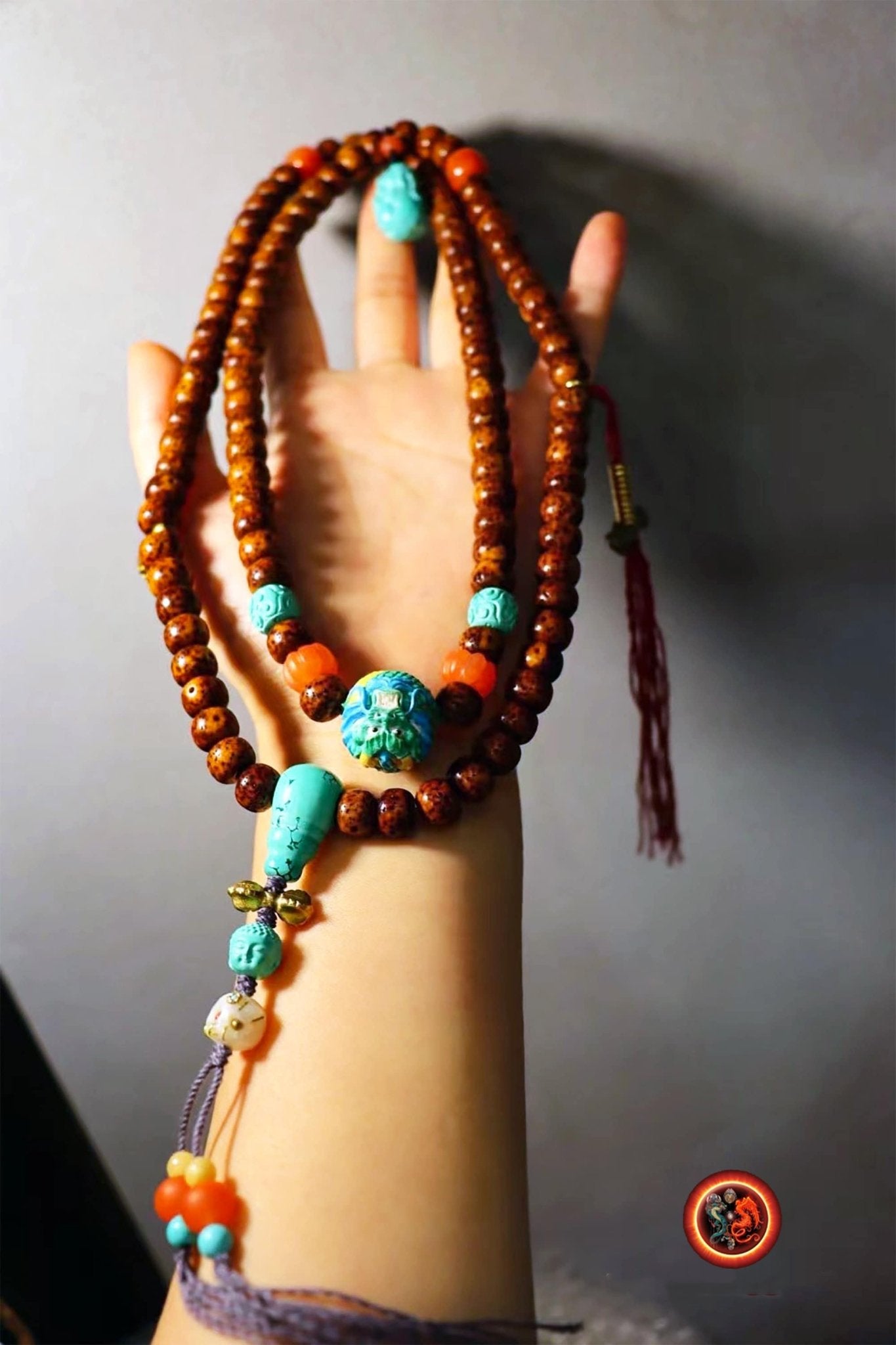 Mala chapelet bouddhiste 108 perles de pipal (bodhi). Turquoise. Agate nan hong du Yunnan. Dragon en bois de cerf. mala traditionnel. - obsidian dragon