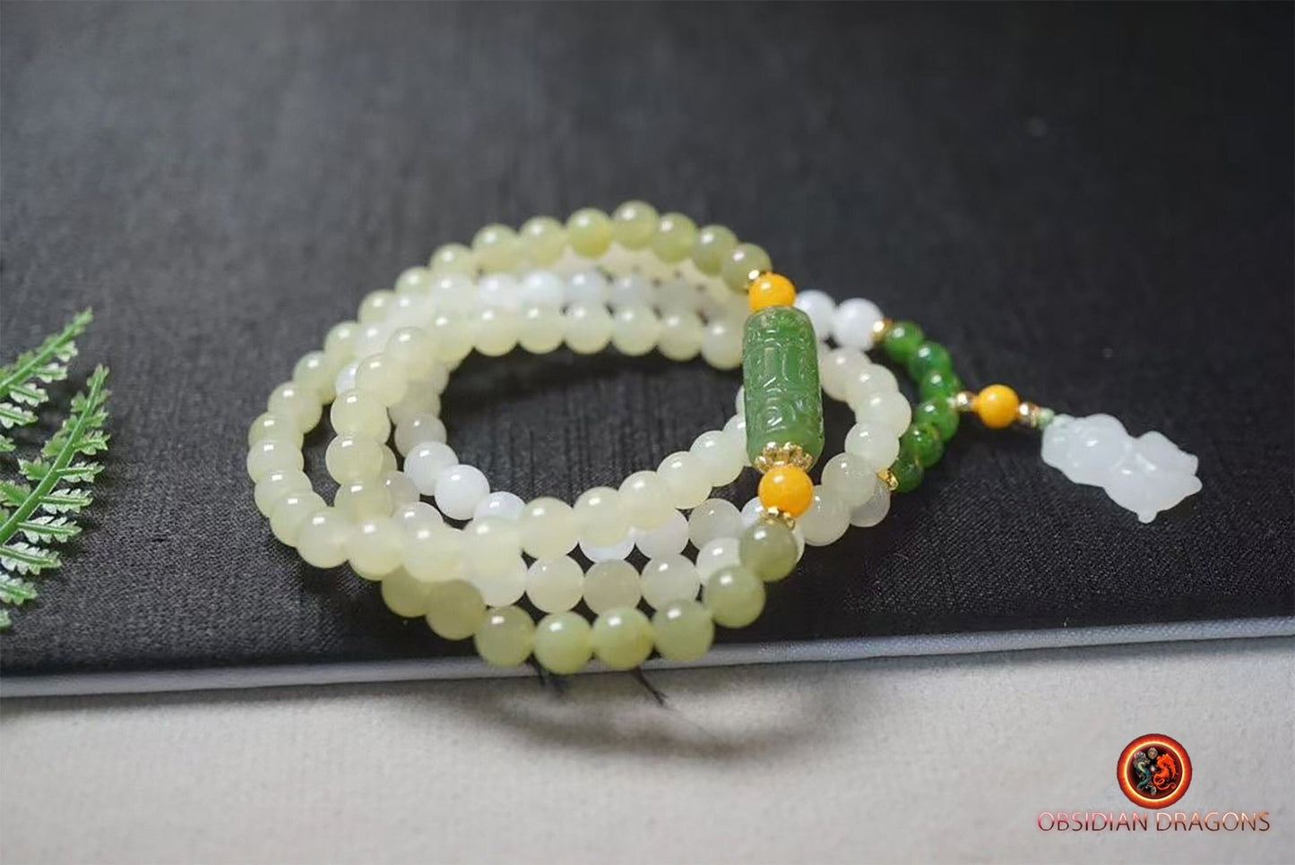 Chapelet mala en jade naturel. Collier de prière et de méditation bouddhiste - obsidian dragon