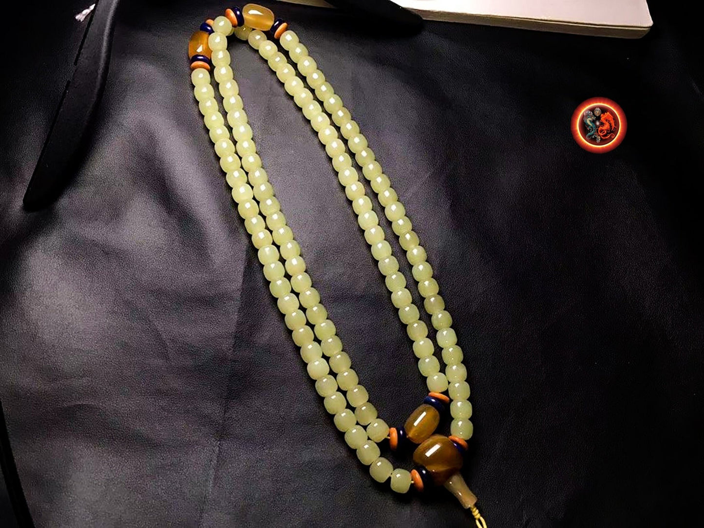 Mala chapelet bouddhiste Prière et méditation 108 perles de jade Nephrite exceptionnel entièrement naturel sans aucun traitement expertisé - obsidian dragon