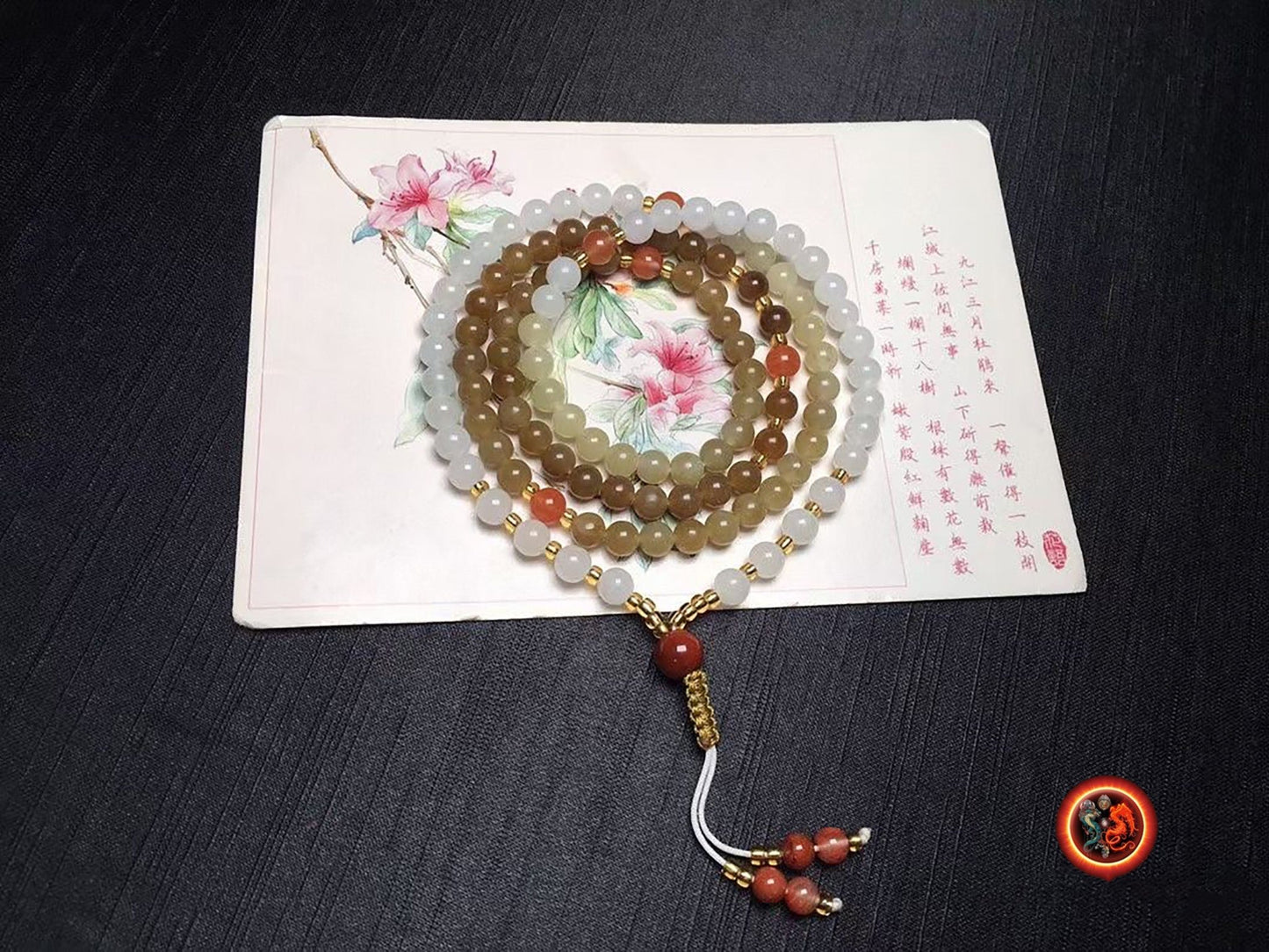 Mala, chapelet bouddhiste. Prière et méditation 108 perles de jade Nephrite entièrement naturel garanti sans aucun traitement et expertisé. - obsidian dragon