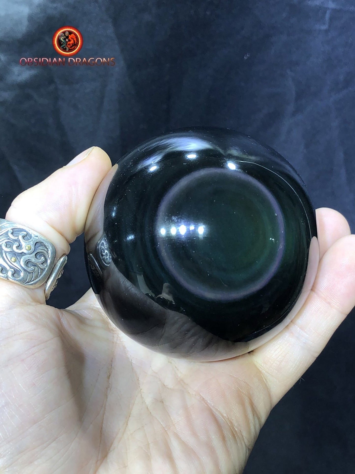 sphère en obsidienne oeil celeste de qualité A+. 0,563 kg 25,9cm de circonférence 8,24cm de diamètre - obsidian dragon