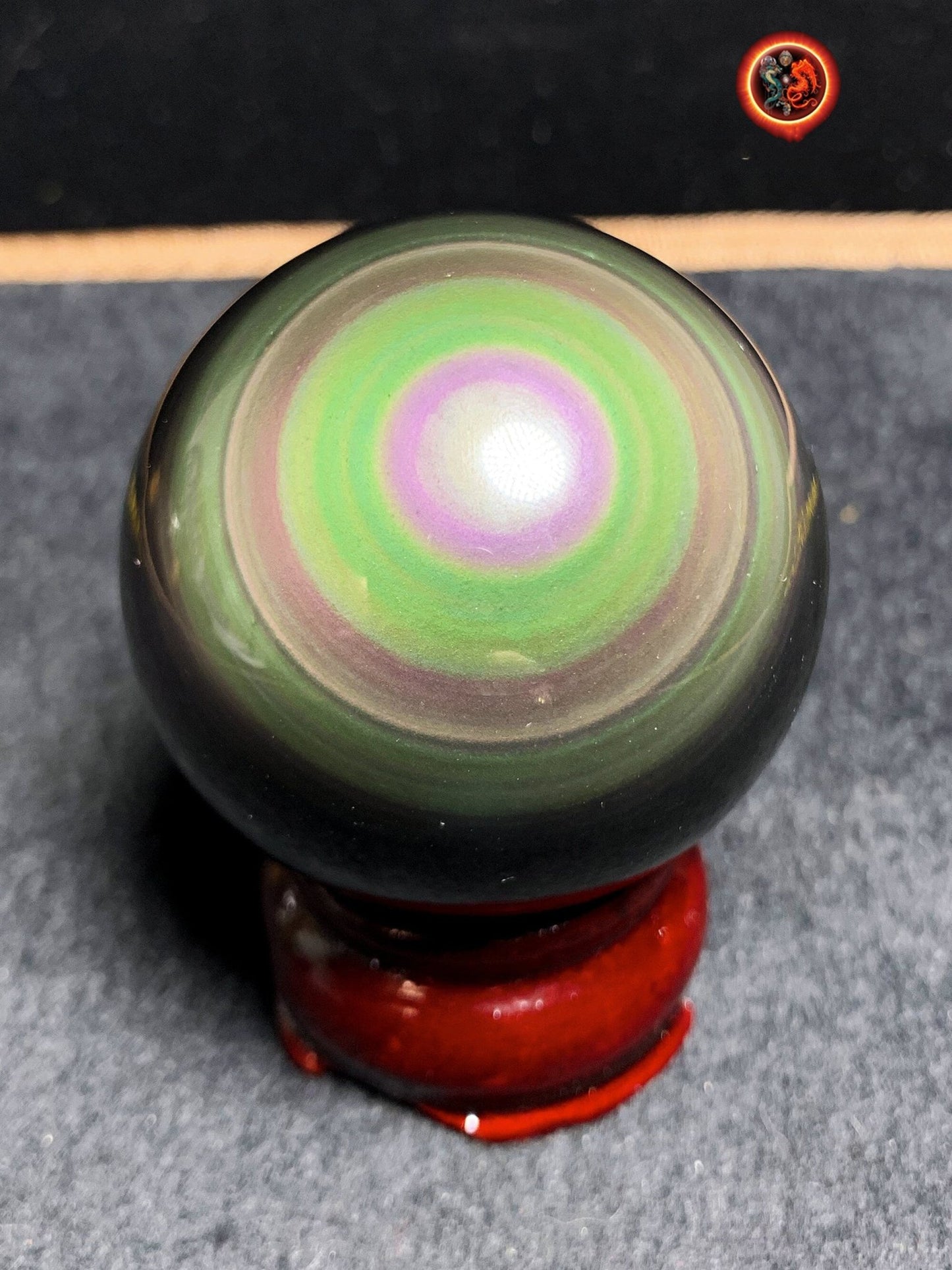 qualité exceptionnelle sphère en obsidienne oeil celeste, pièce rare de collection. 0.200 kg 6 cm de diamètre - obsidian dragon