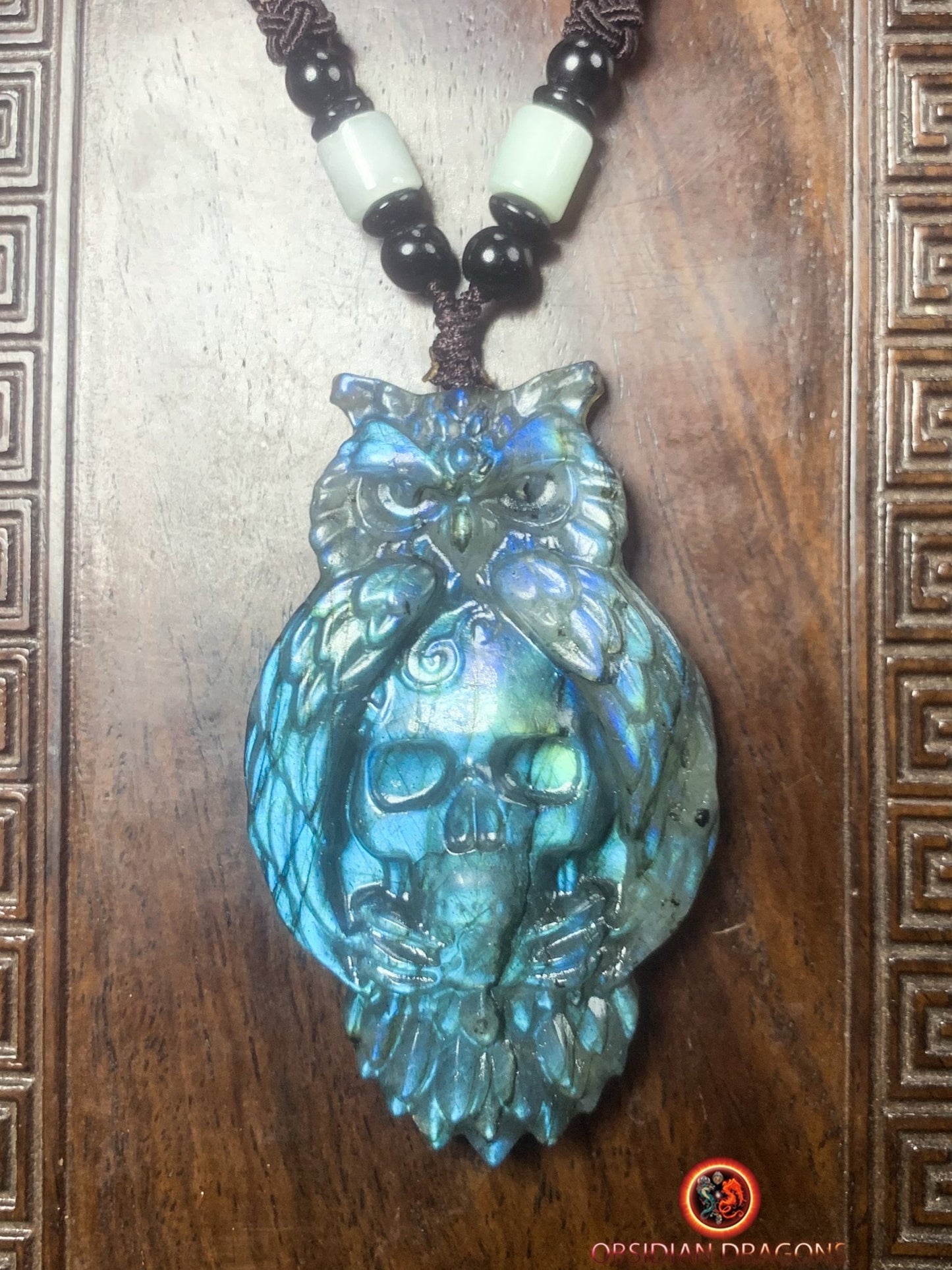 pendentif crâne et hibou en labradorite