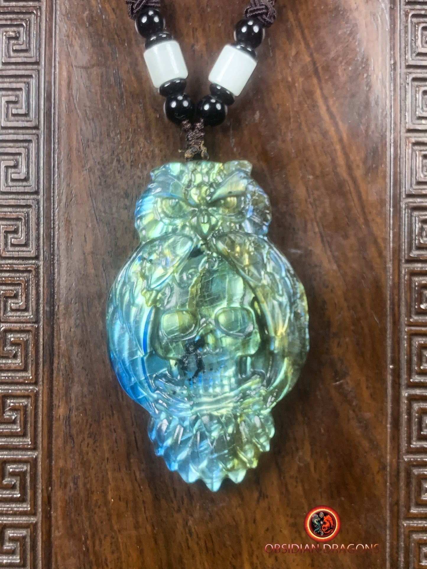 pendentif crâne et hibou en labradorite