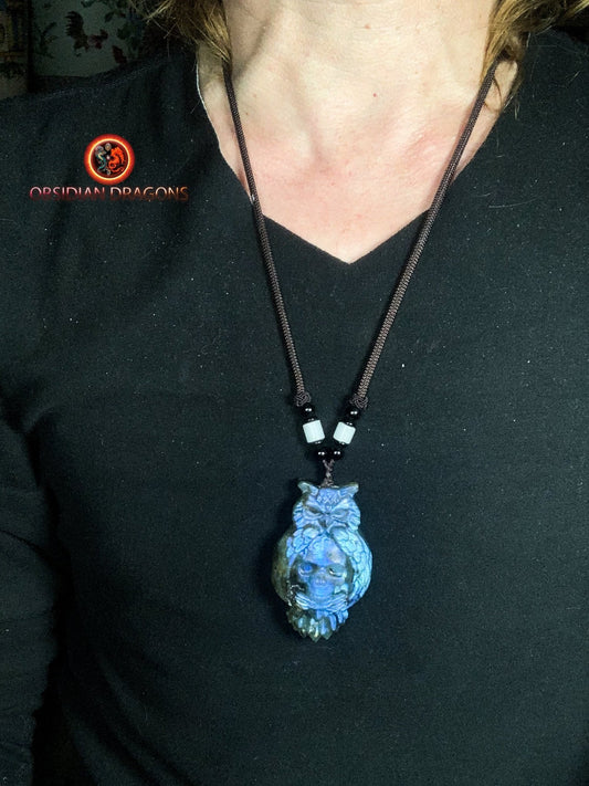 pendentif crâne et hibou en labradorite