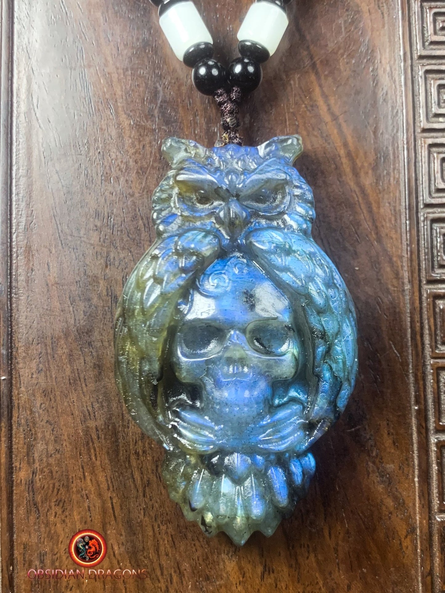 pendentif crâne et hibou en labradorite