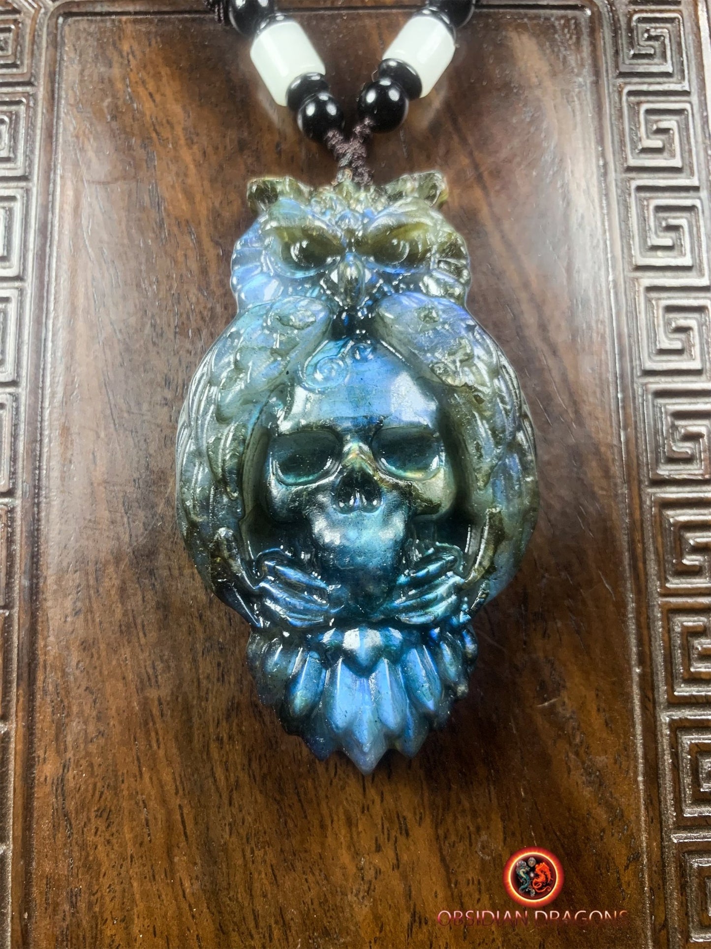 pendentif crâne et hibou en labradorite