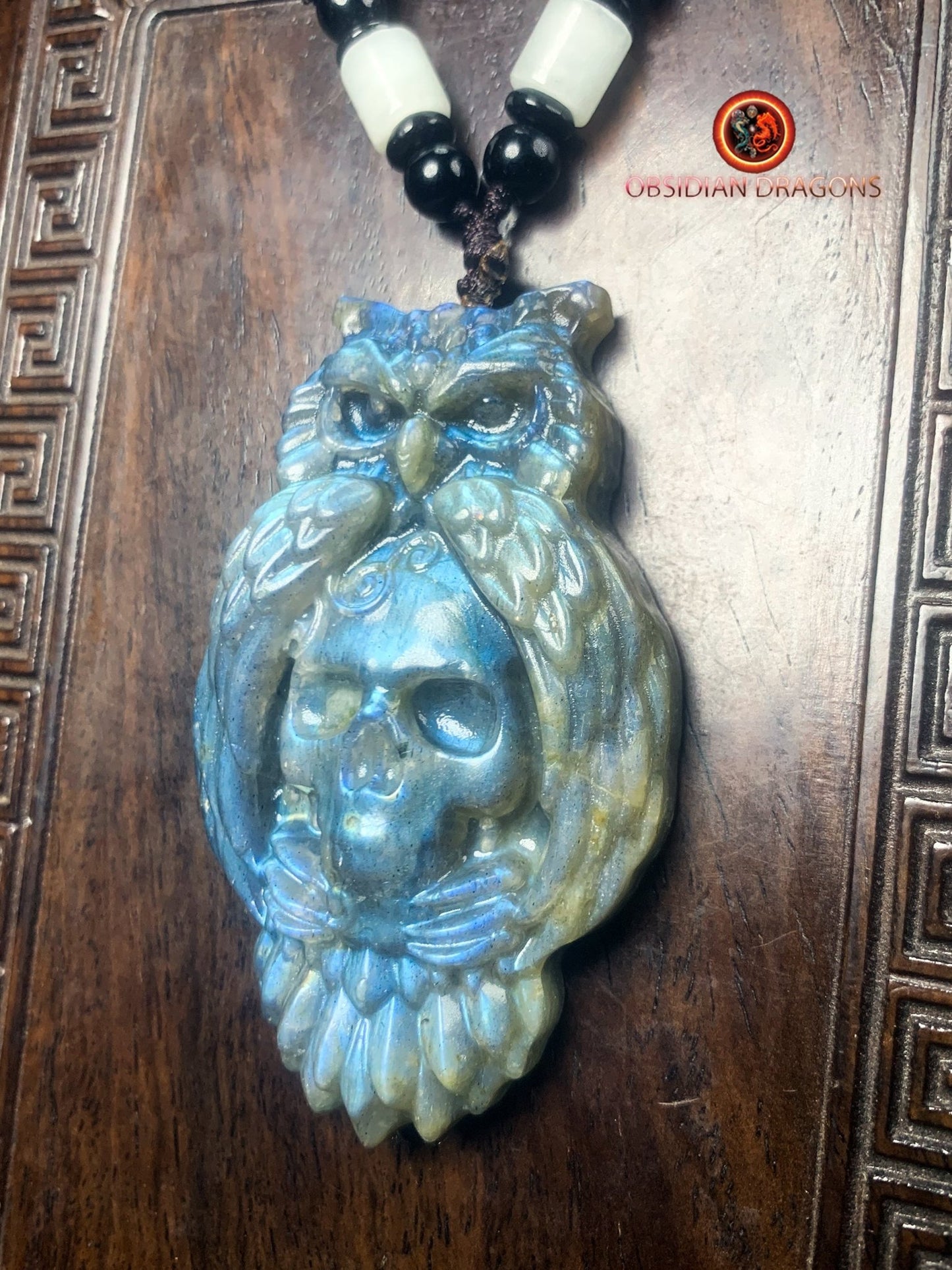 pendentif crâne et hibou en labradorite - obsidian dragons
