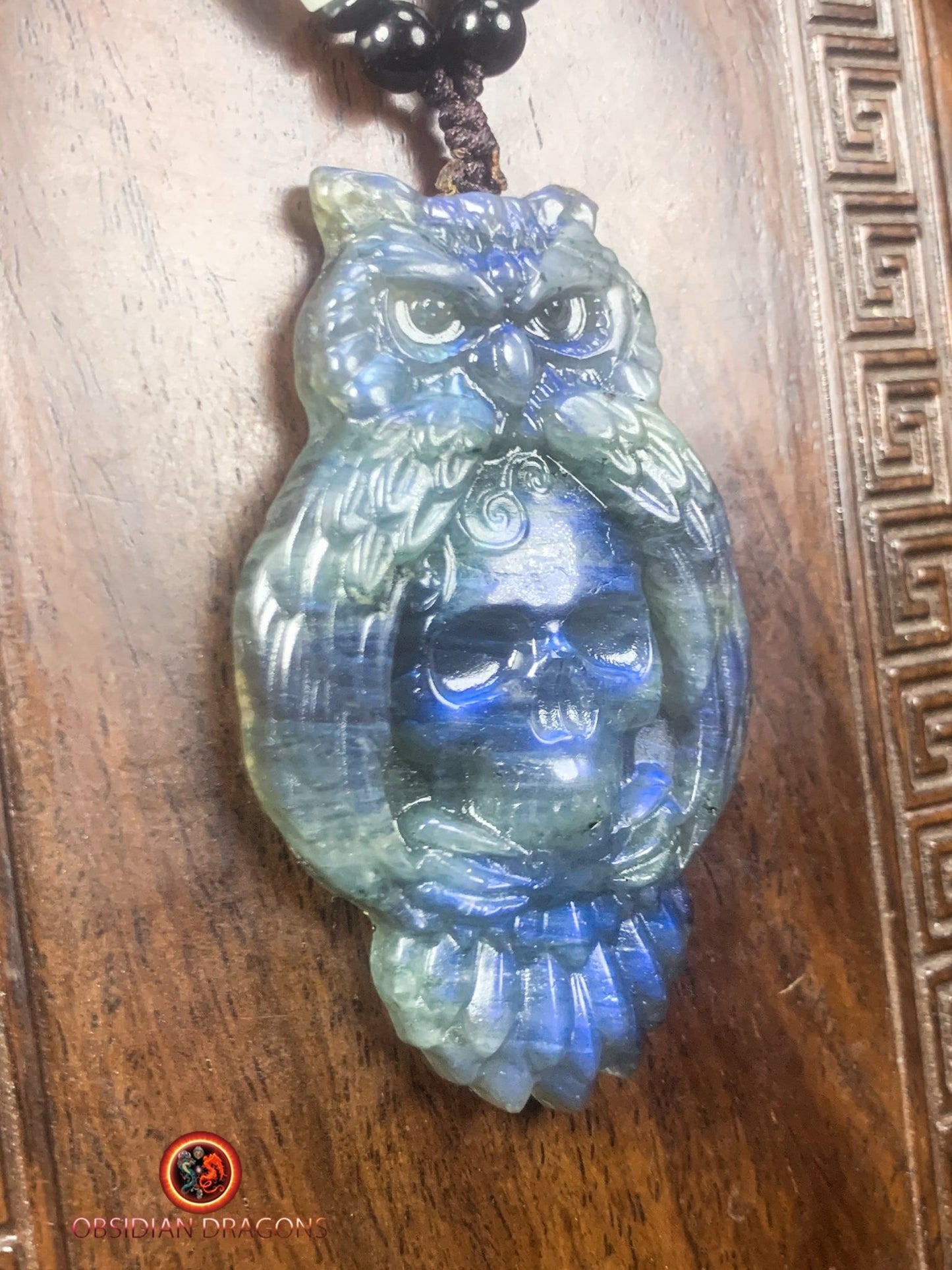 pendentif crâne et hibou en labradorite