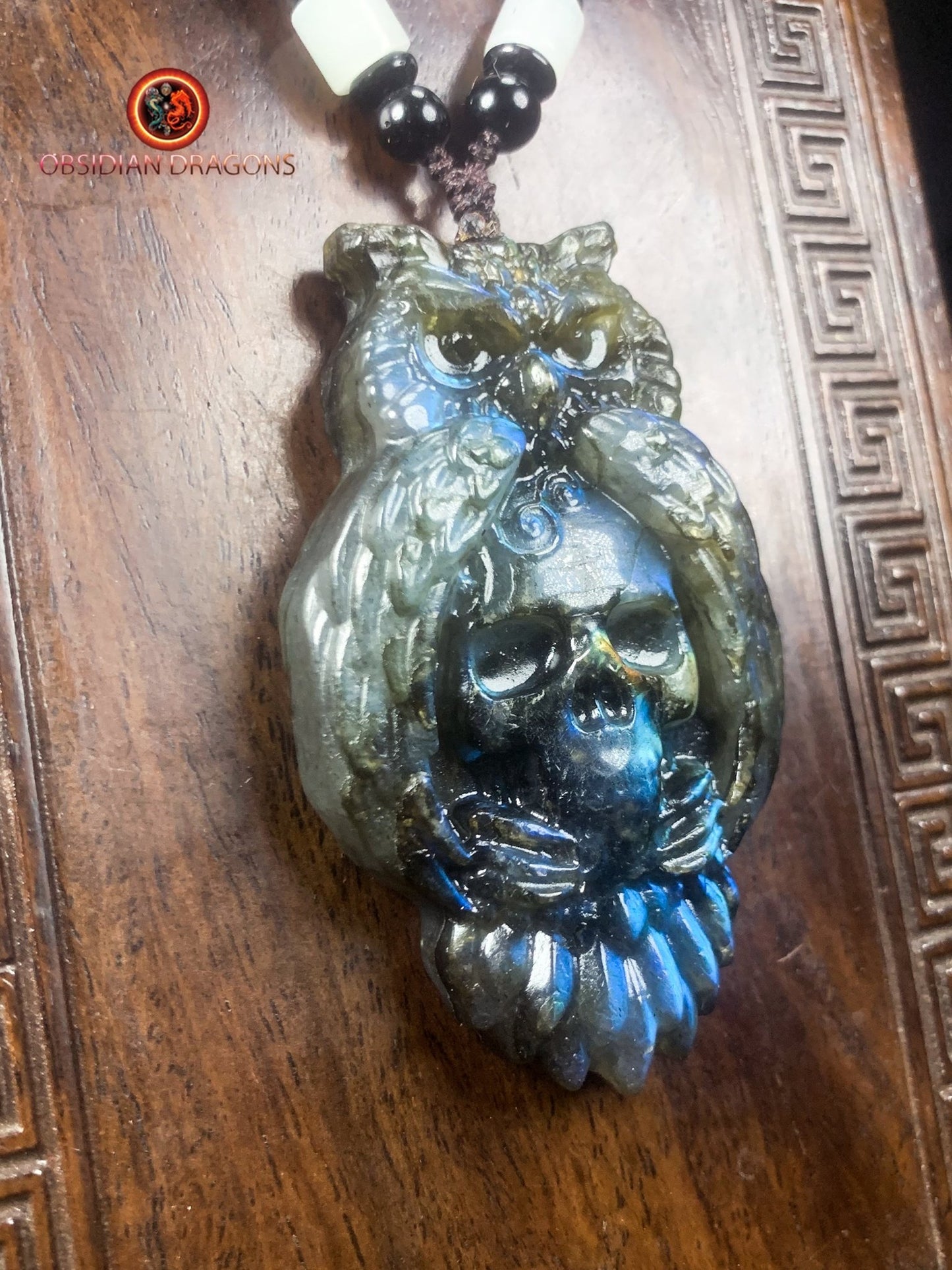 pendentif crâne et hibou en labradorite