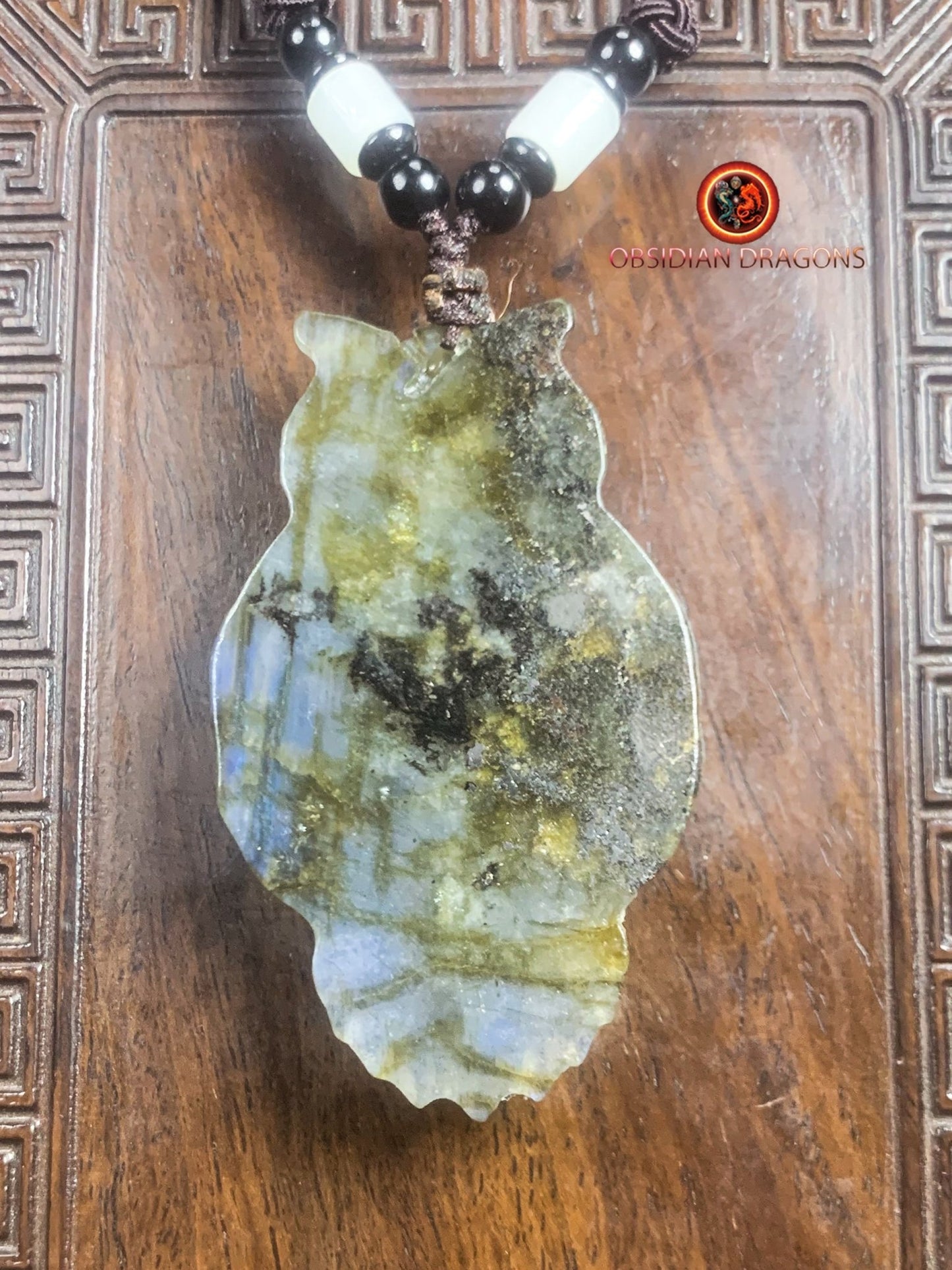 pendentif crâne et hibou en labradorite