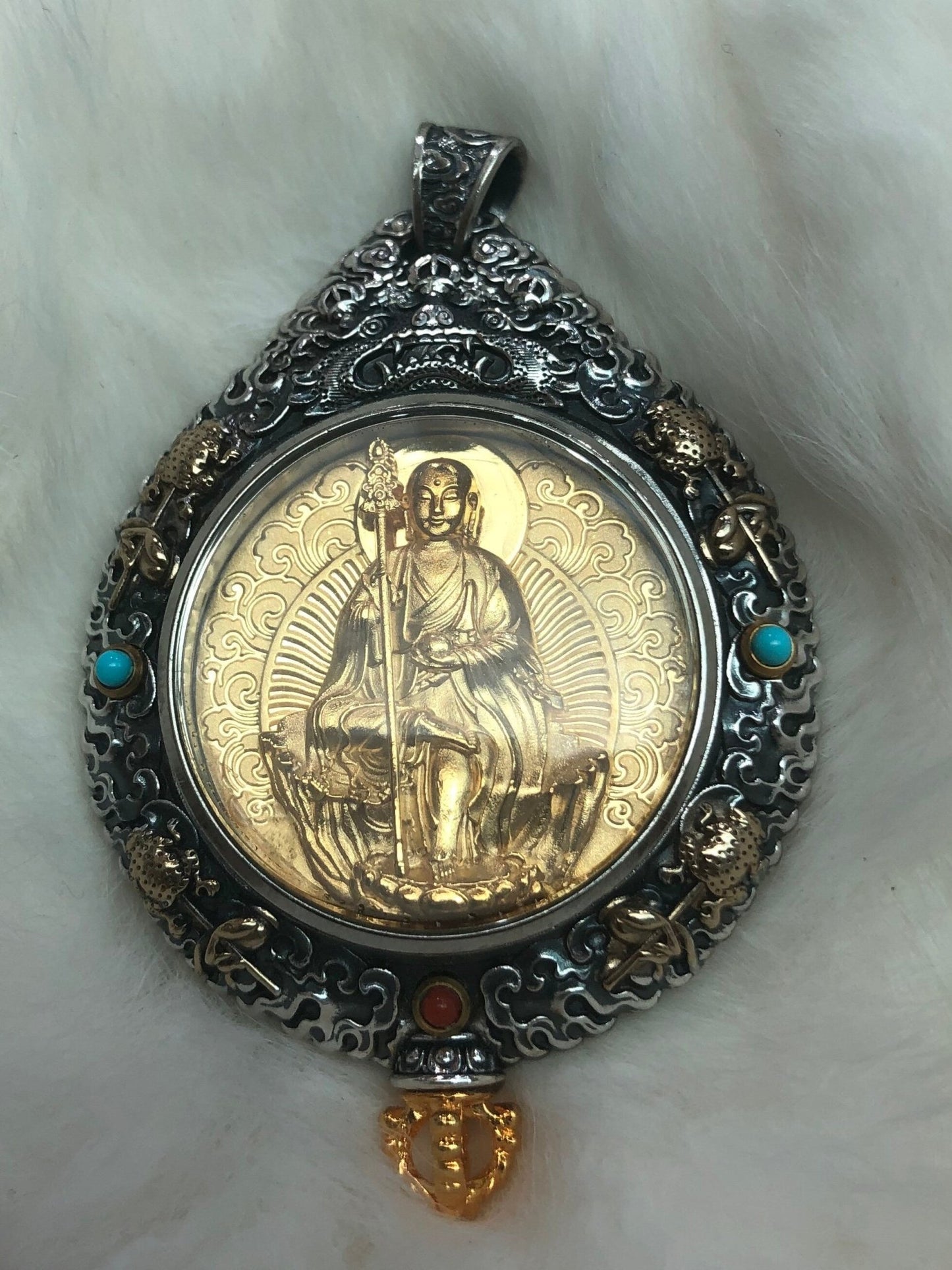 pendentif bouddha