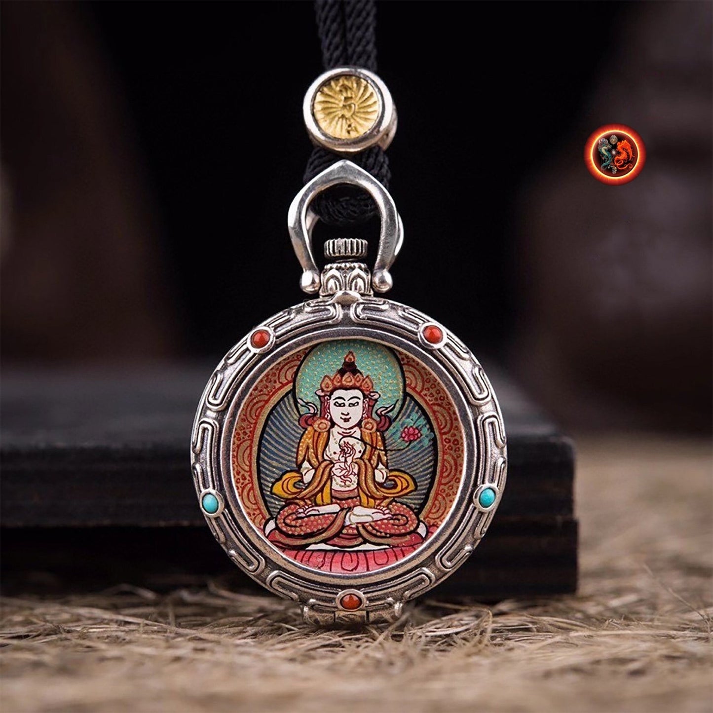 Pendentif tangka traditionnel- Ghau- bouddha Mahasthamaprapta