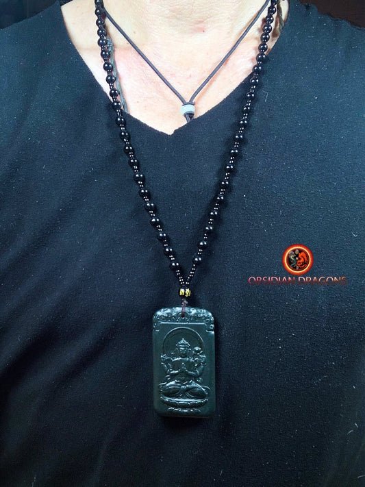 Pendentif bouddha en jade- Chenrezig en posture de Powa