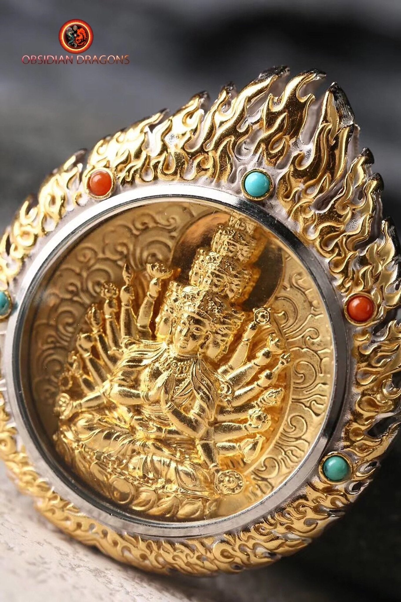 Pendentif ghau- Bouddha- Chenrezi milles bras