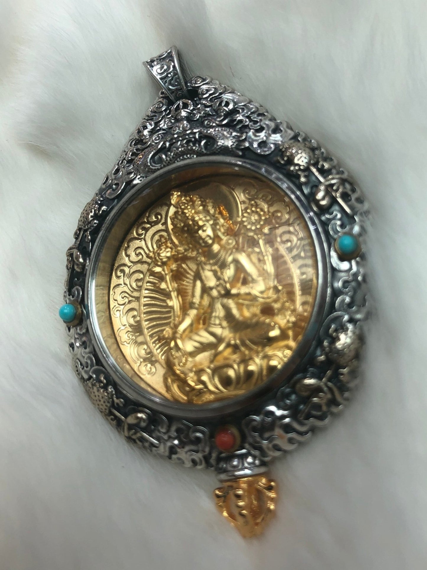 Pendentif Bouddha