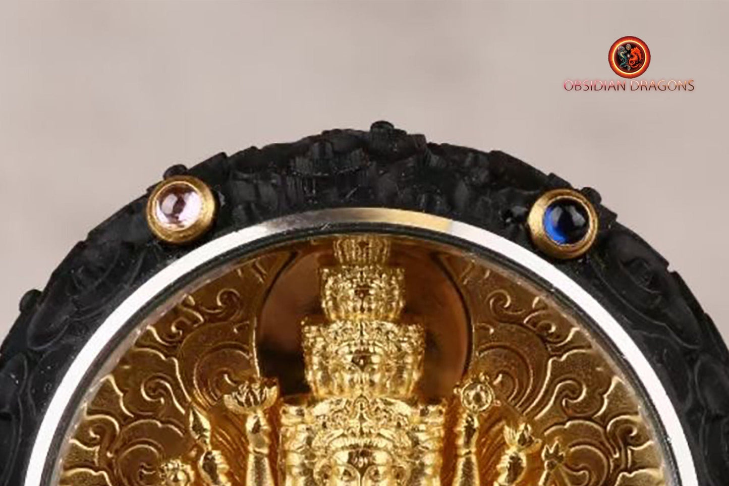 Pendentif Bouddha- Ghau- Chenrezi milles bras