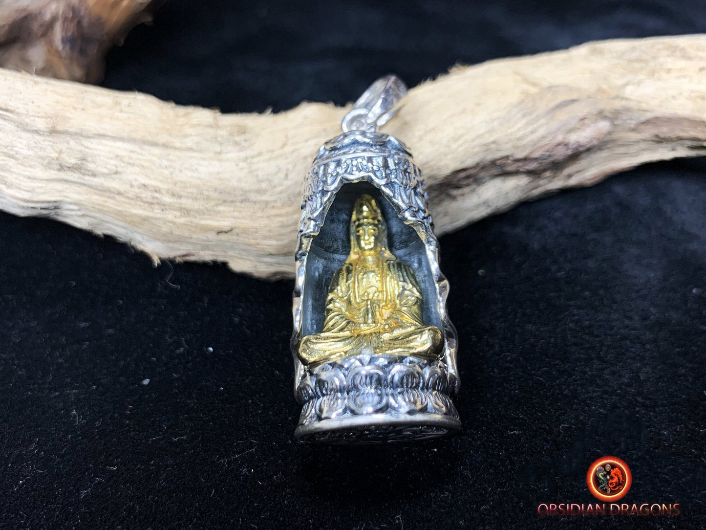 Pendentif bouddha- Compassion de Guan Yin | obsidian dragons