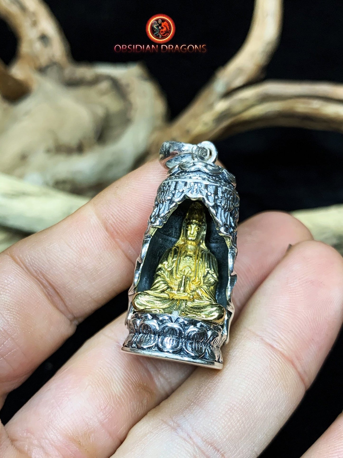 Pendentif bouddha- Compassion de Guan Yin | obsidian dragons