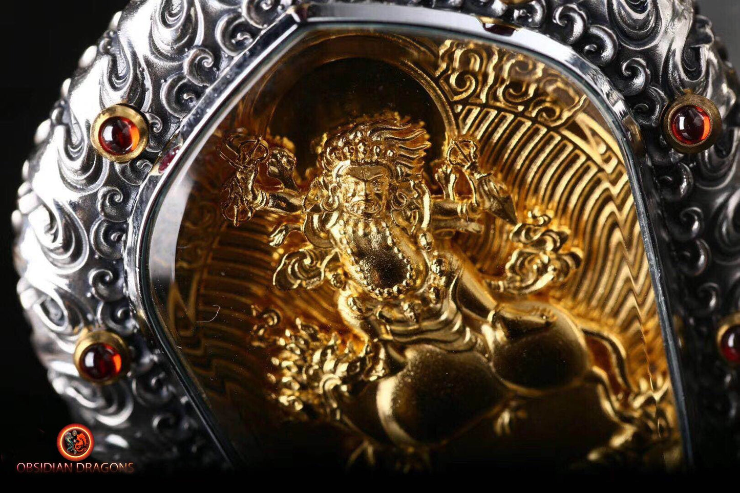Ghau- Pendentif bouddha- Karma Guru