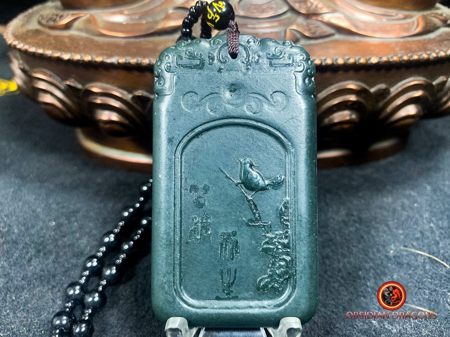 Pendentif bouddha en jade- Chenrezig en posture de Powa