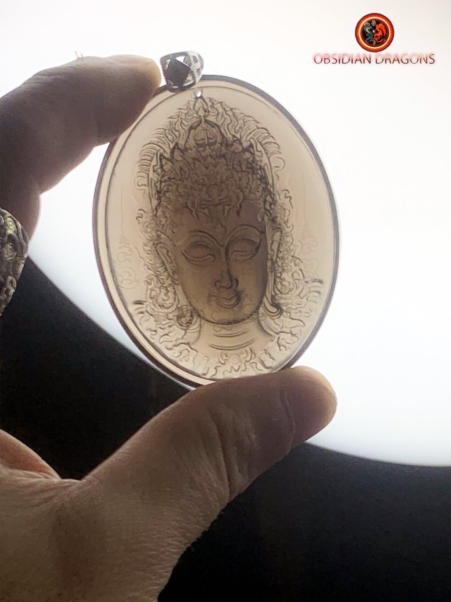 Pendentif bouddha en obsidienne glace- Tara