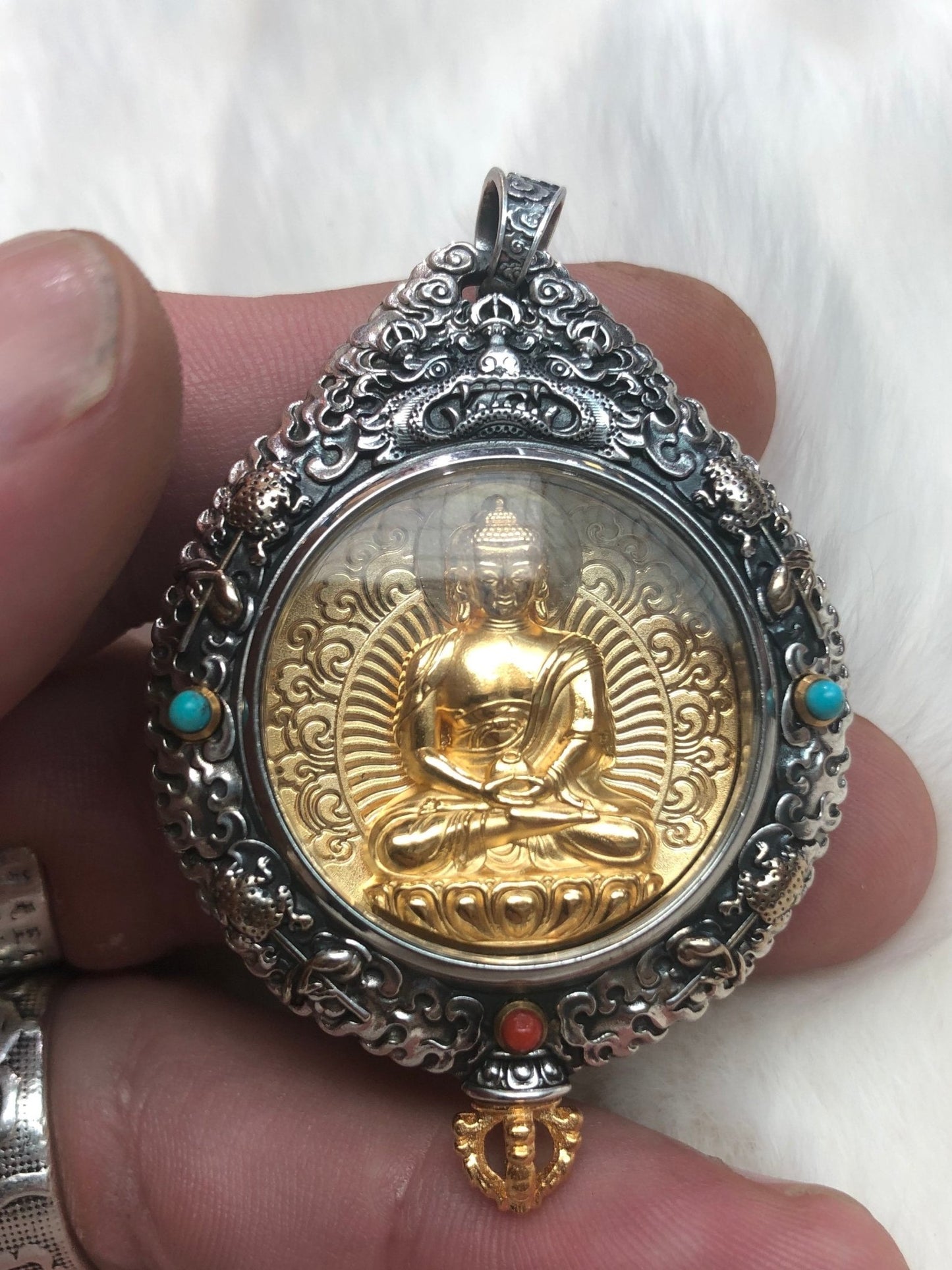 Pendentif Bouddha
