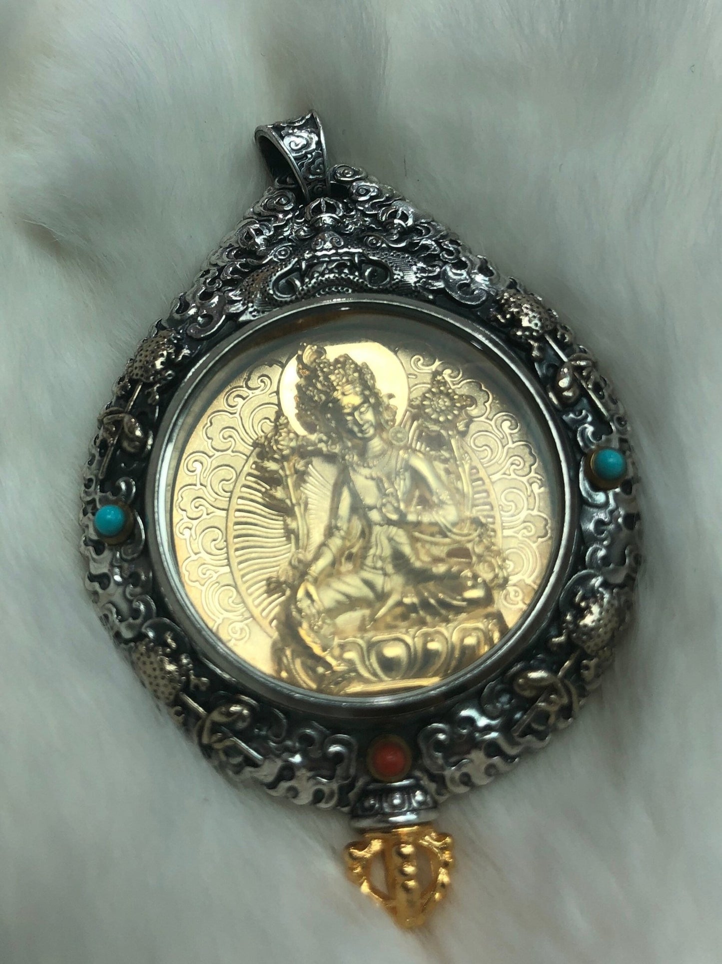 Pendentif Bouddha