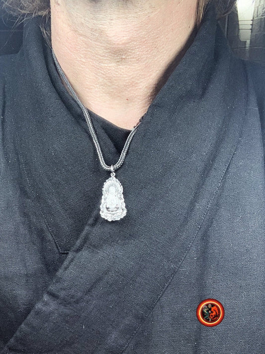 Pendentif bouddha en argent- Bodhisattva Guan Yin