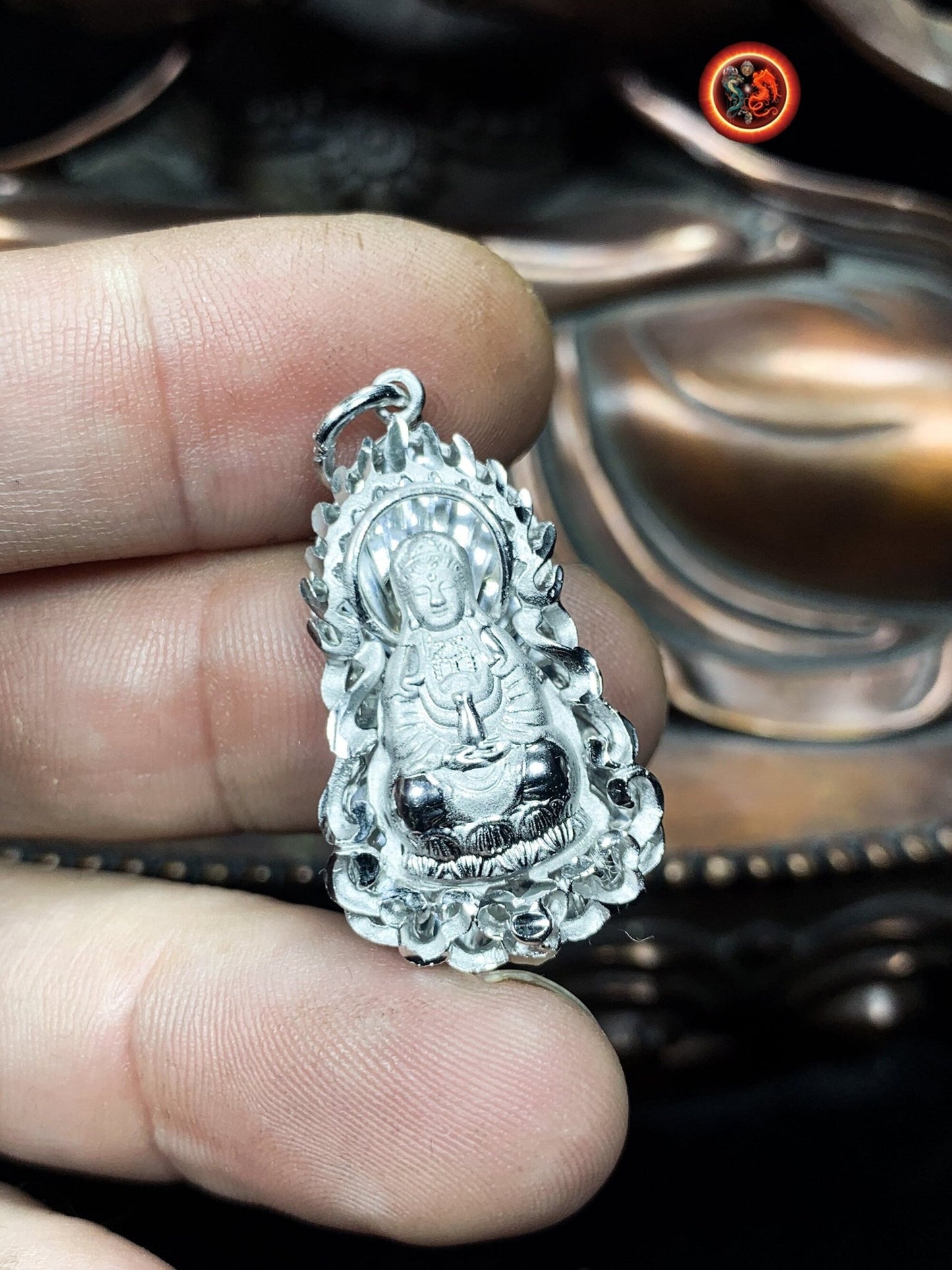 Pendentif bouddha en argent- Bodhisattva Guan Yin