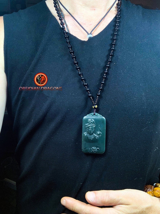 Pendentif bouddha en jade- Guan Yin