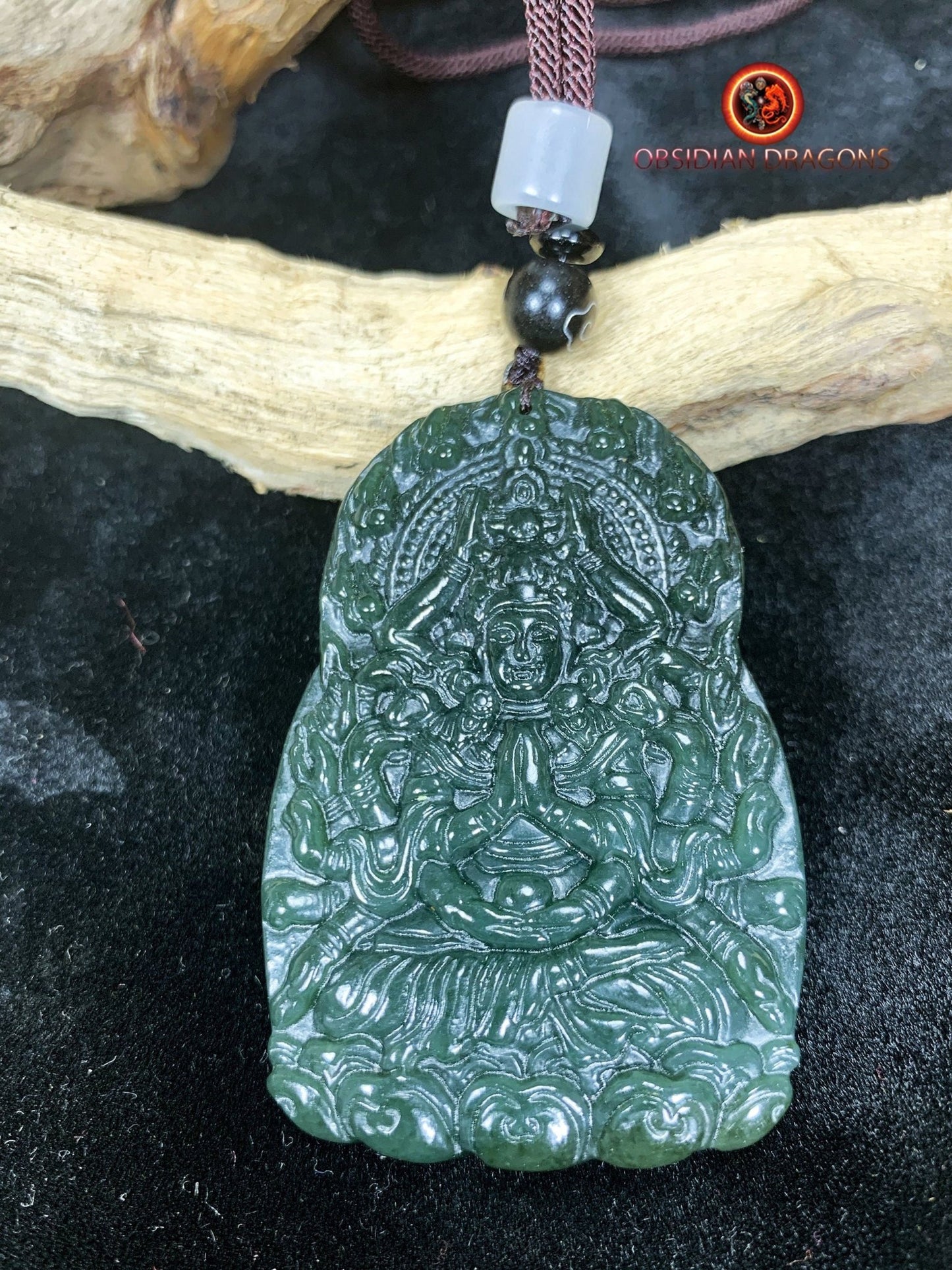 Pendentif bouddha en jade - Chenrezi