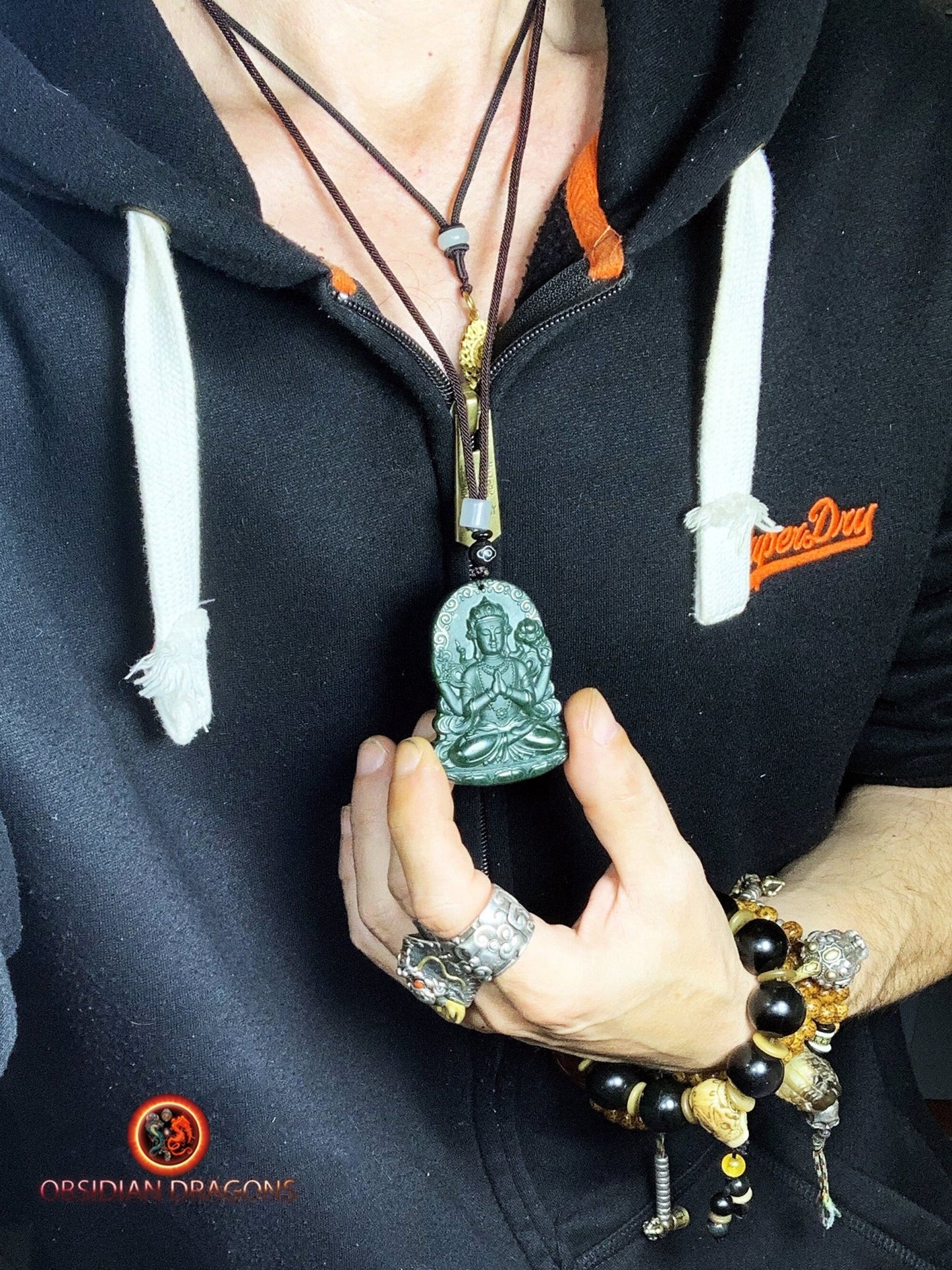 Pendentif bouddha en jade - Chenrezi en powa
