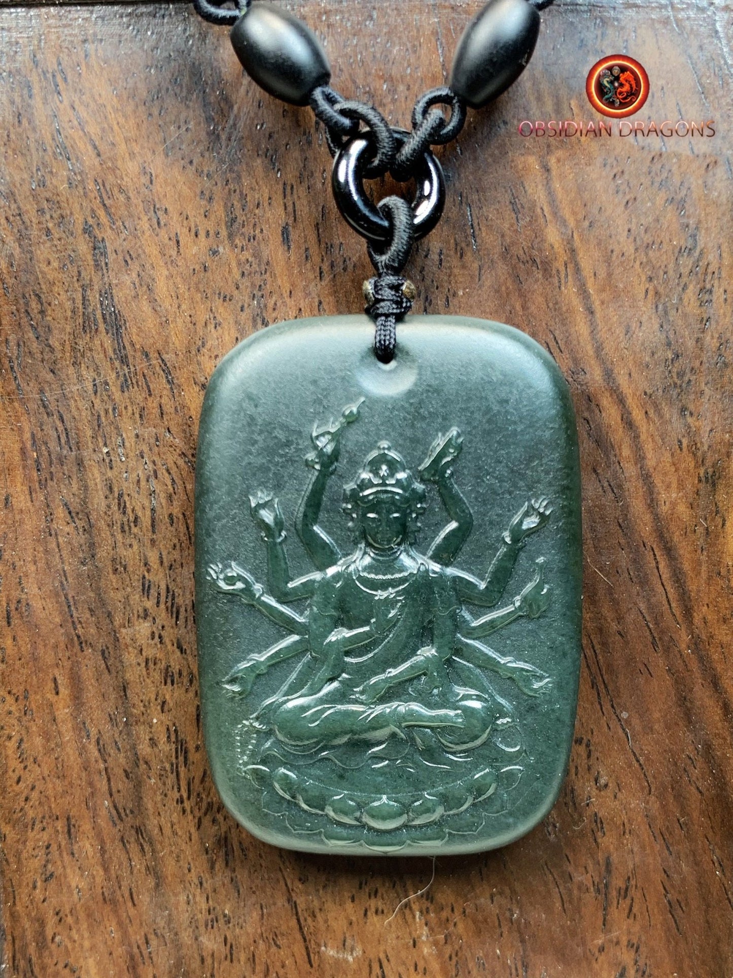 Pendentif bouddha en jade - Chenrezi