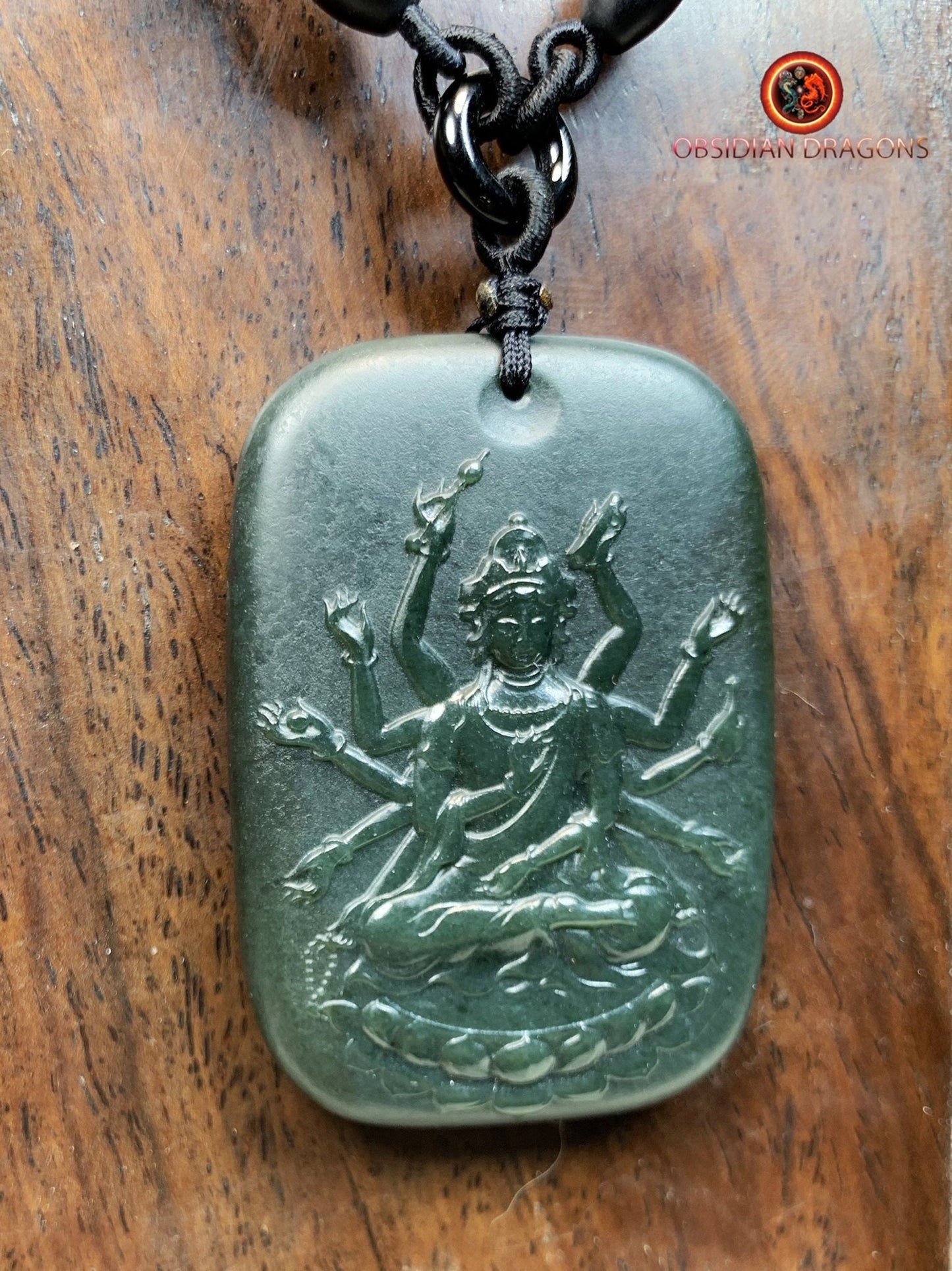 Pendentif bouddha en jade - Chenrezi