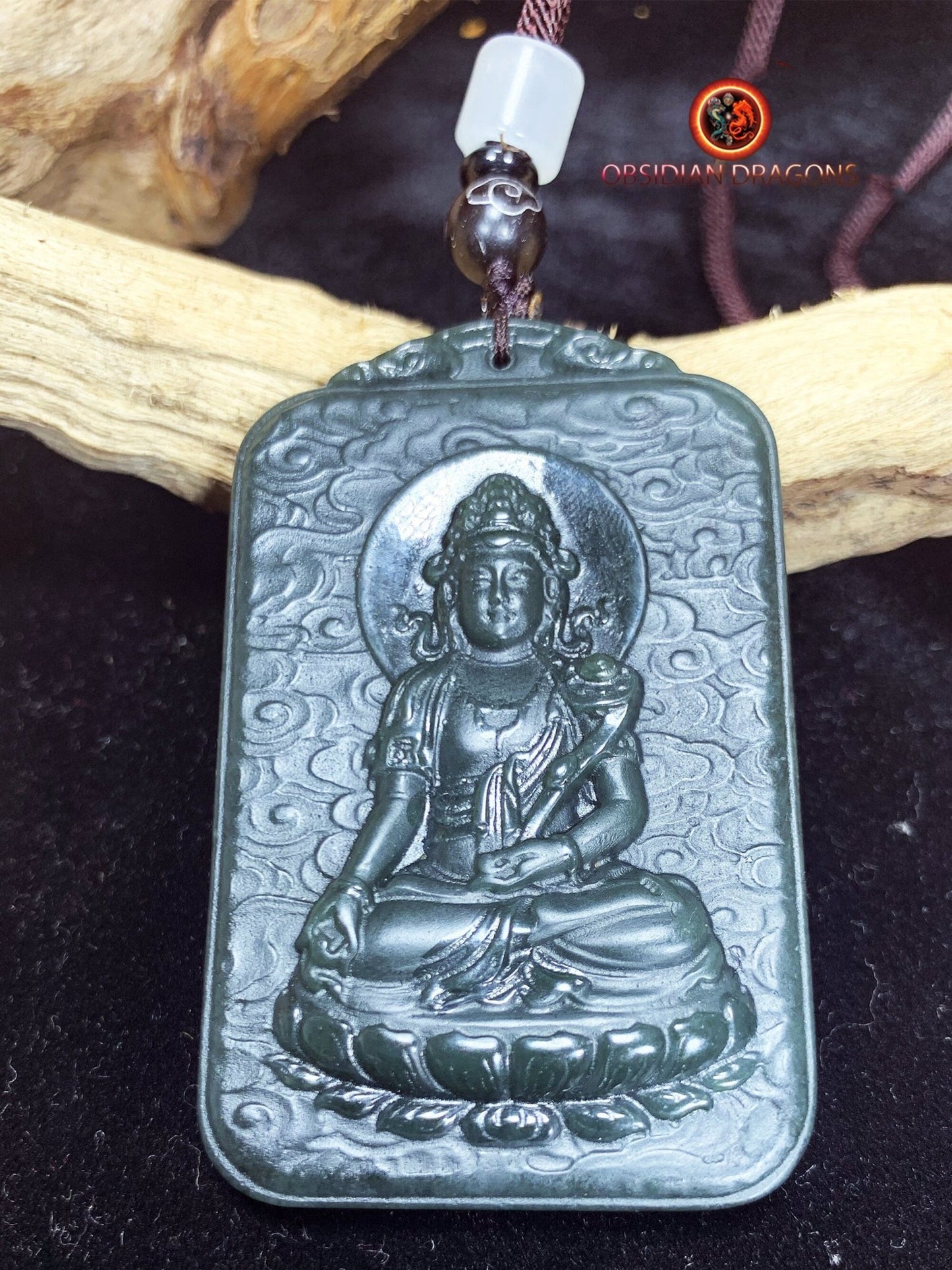 Pendentif bouddha en jade - Chenrezi