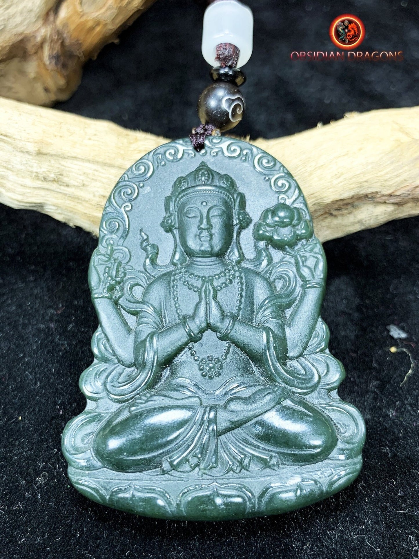 Pendentif bouddha en jade - Chenrezi en powa