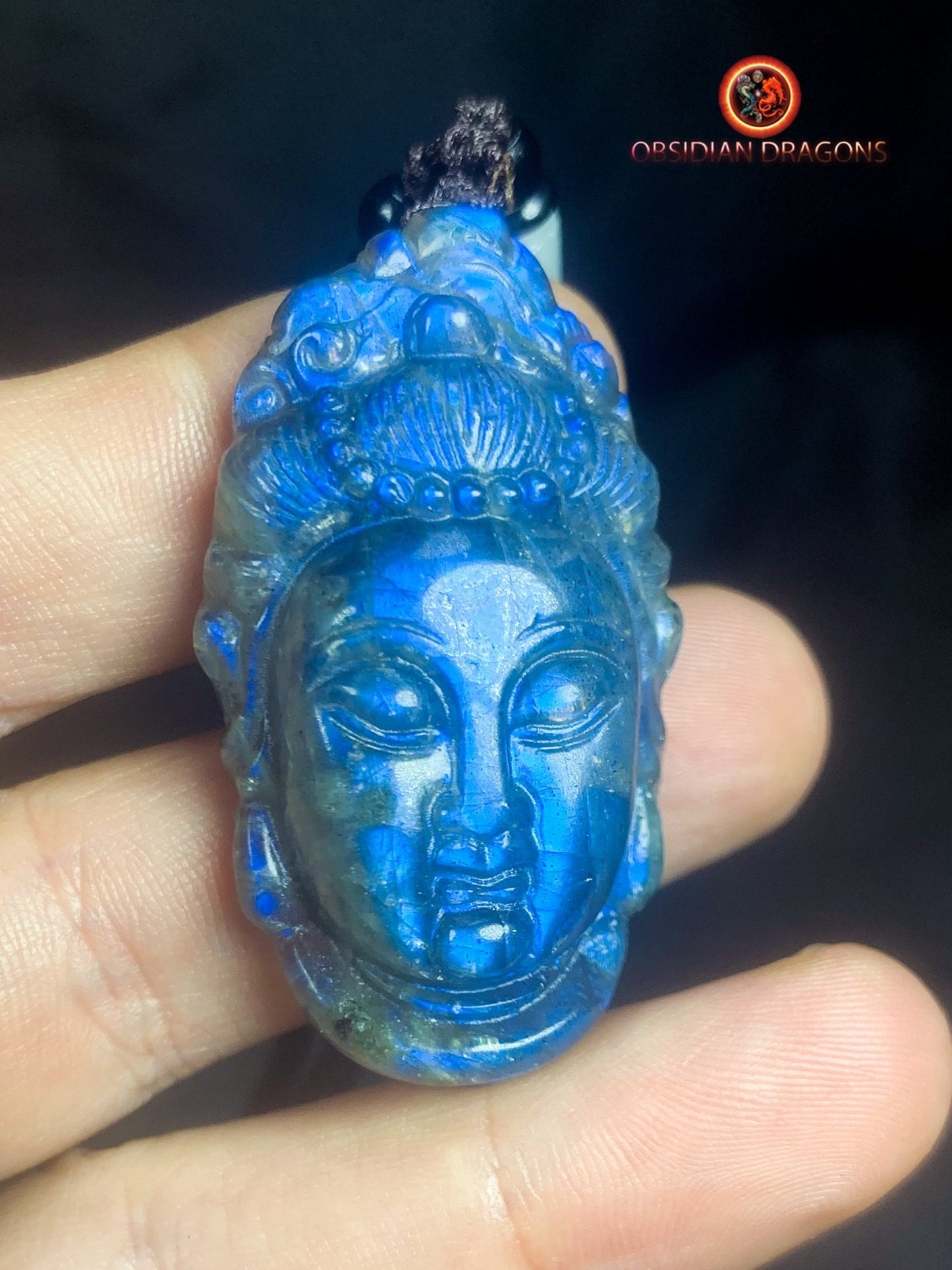 Pendentif Bouddha en labradorite- Guan Yin