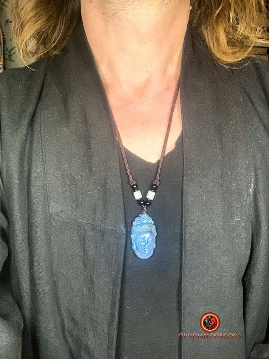 Pendentif Bouddha en labradorite- Guan Yin