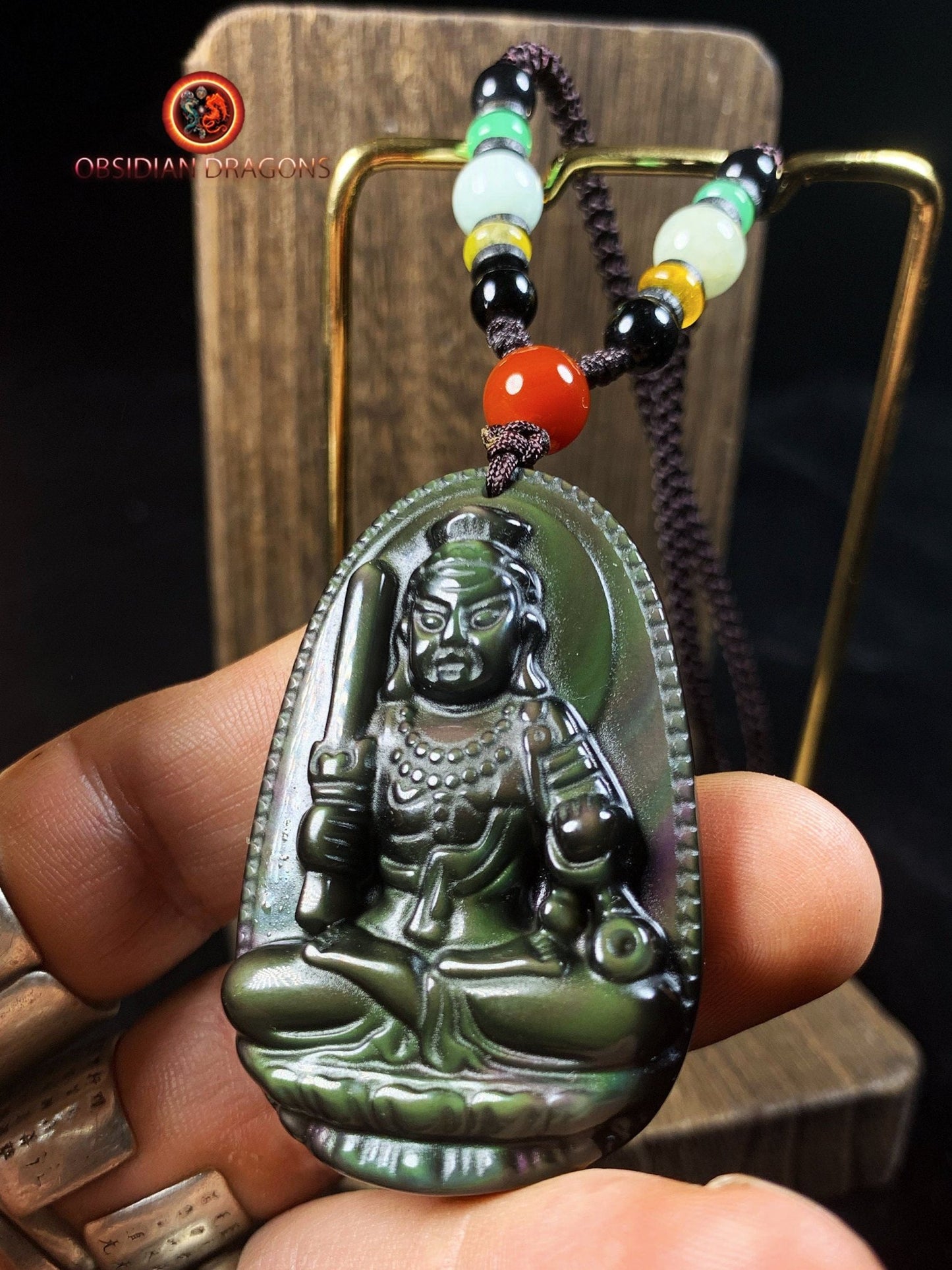 Pendentif bouddha en obsidienne- Acala