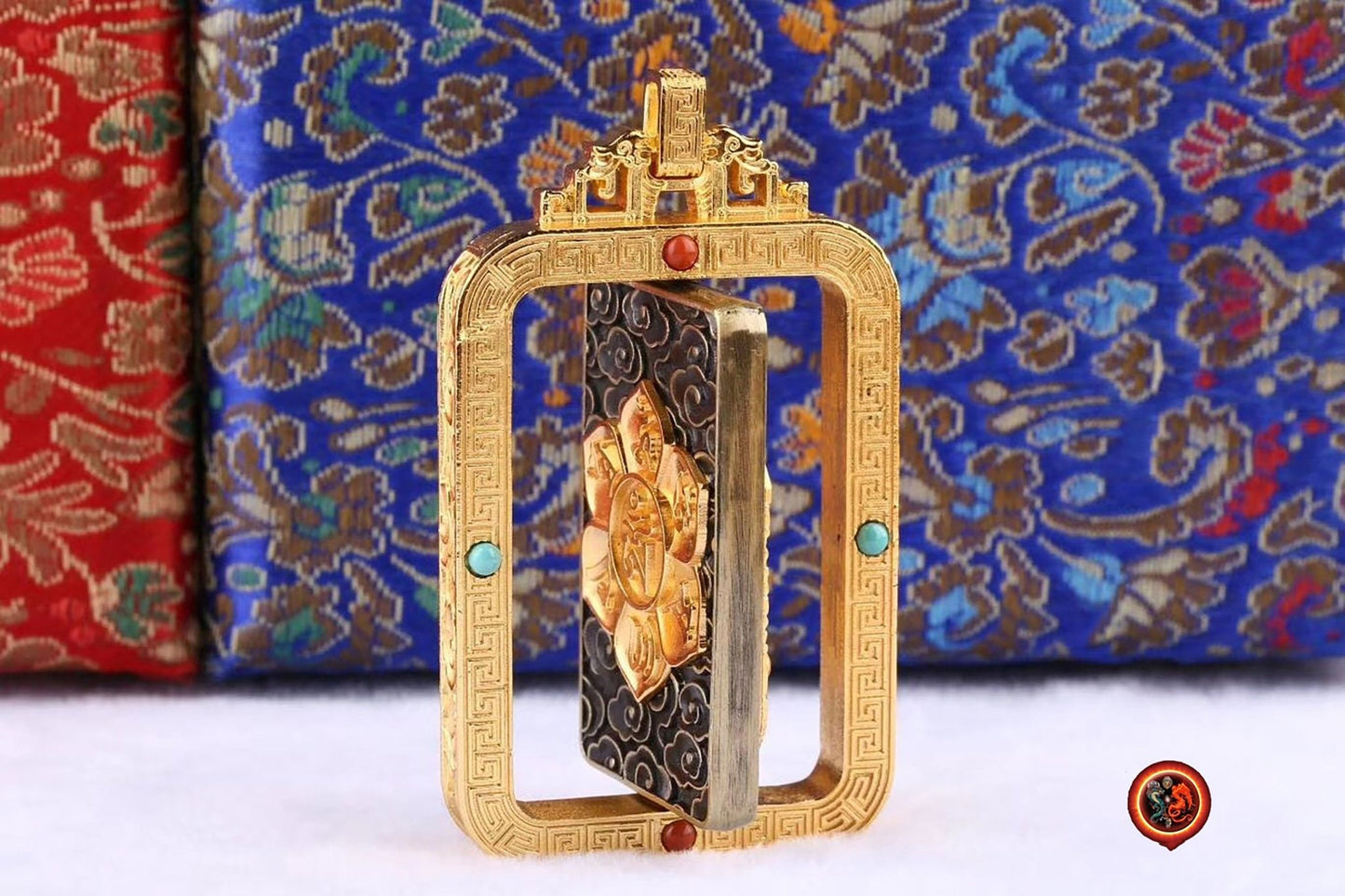 Pendentif Bouddha, Samantabhadra. Amulette de protection bouddhiste Argent 925 plaqué or 18K. Pendentif tournant - obsidian dragon