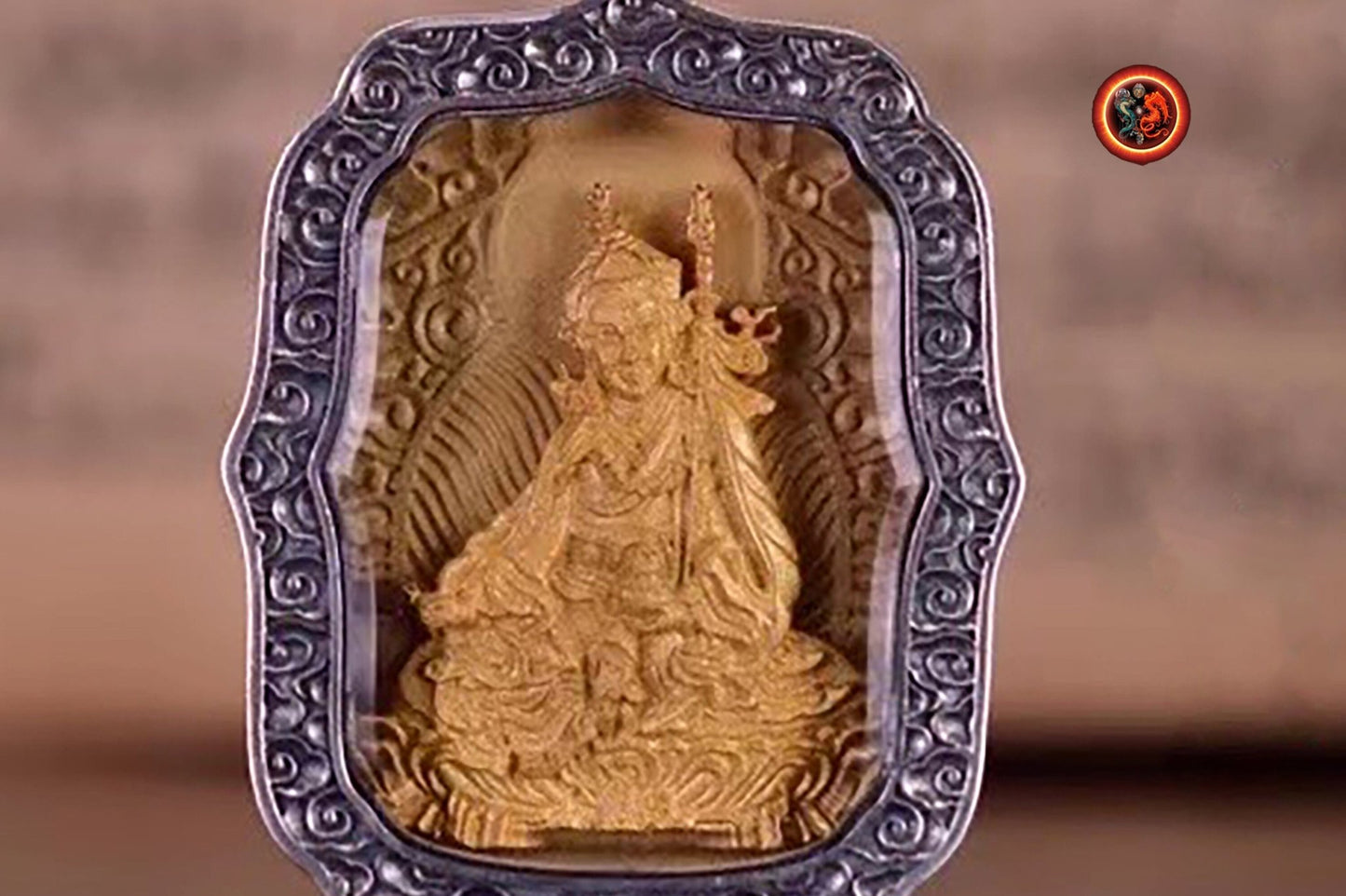 pendentif amulette de protection bouddhiste Guru Rinpoche mala de prière et méditation 108 perles, argent 925 or 18K bélière Garuda - obsidian dragon