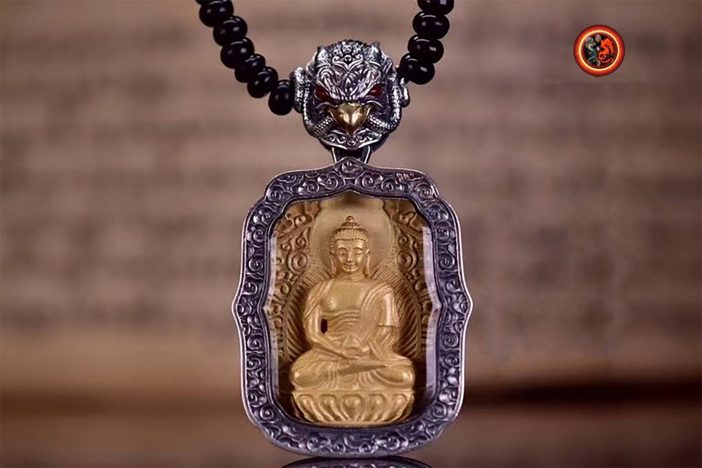 pendentif amulette de protection bouddhiste Bouddha Sakyamuni mala de prière et méditation 108 perles, argent 925 or 18K bélière Garuda - obsidian dragon