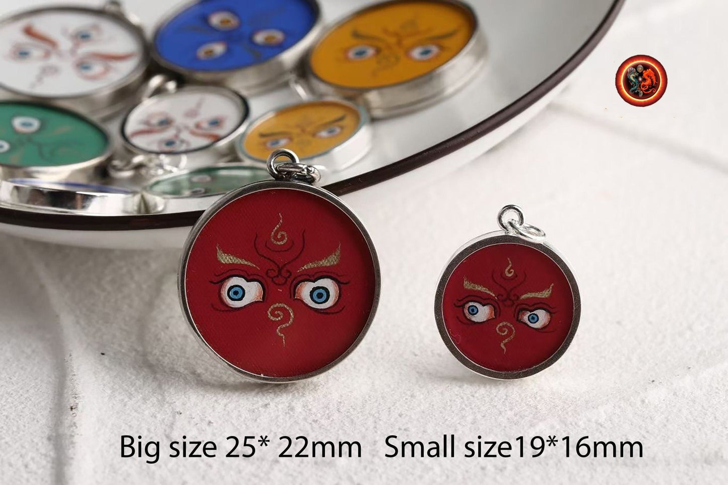 pendentifs bouddha, tangka de protection bouddhiste tibétain. Yeux de bouddha paix et bonne chance tangka artisanal par maitre spécialisé. - obsidian dragon