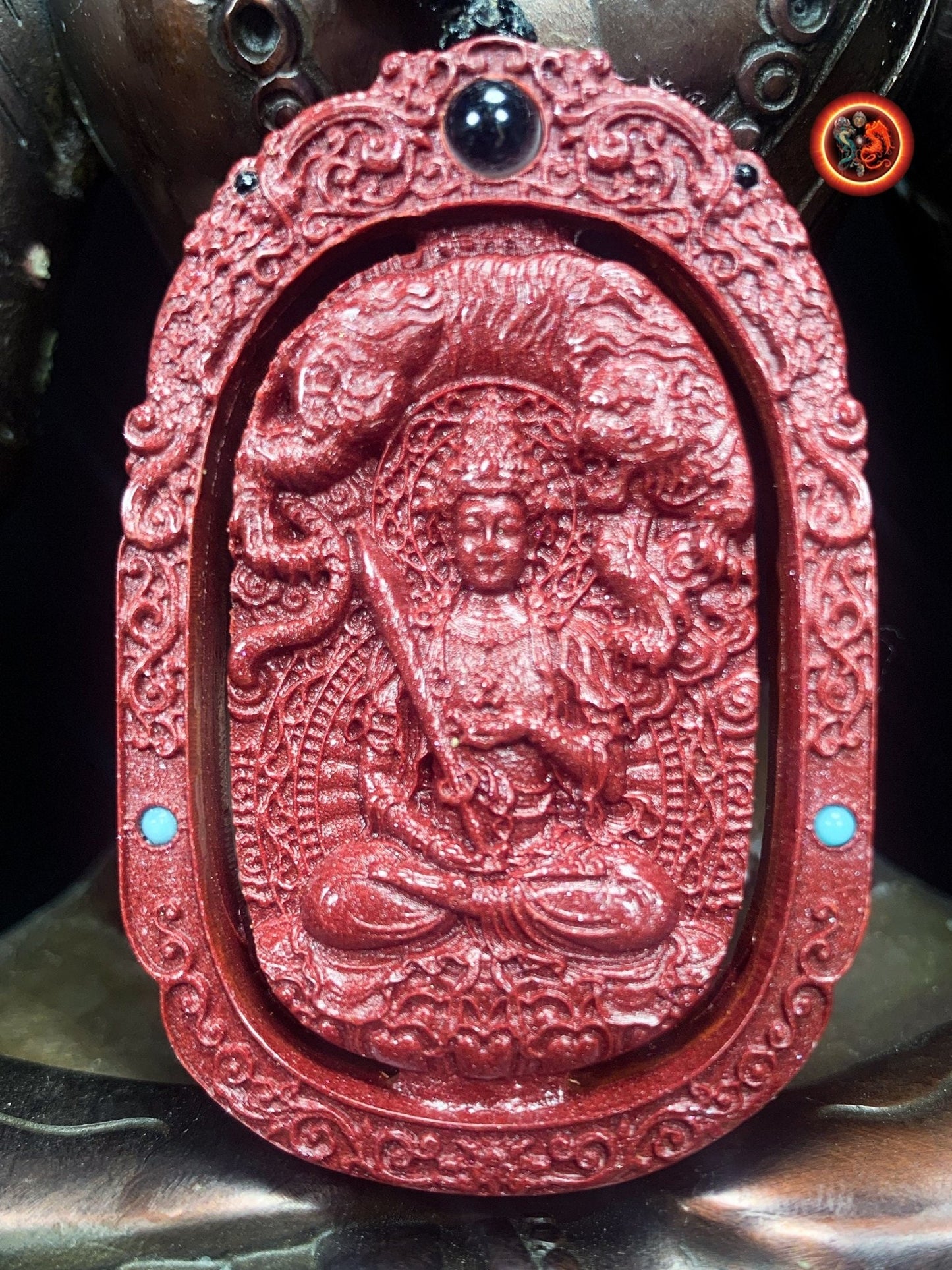 Pendentif, amulette bouddhiste tibétaine, bouddha. Akashagarbha. Cinabre. sutra du coeur en nanoscript. Protection bouddhiste. Avec cordon - obsidian dragon