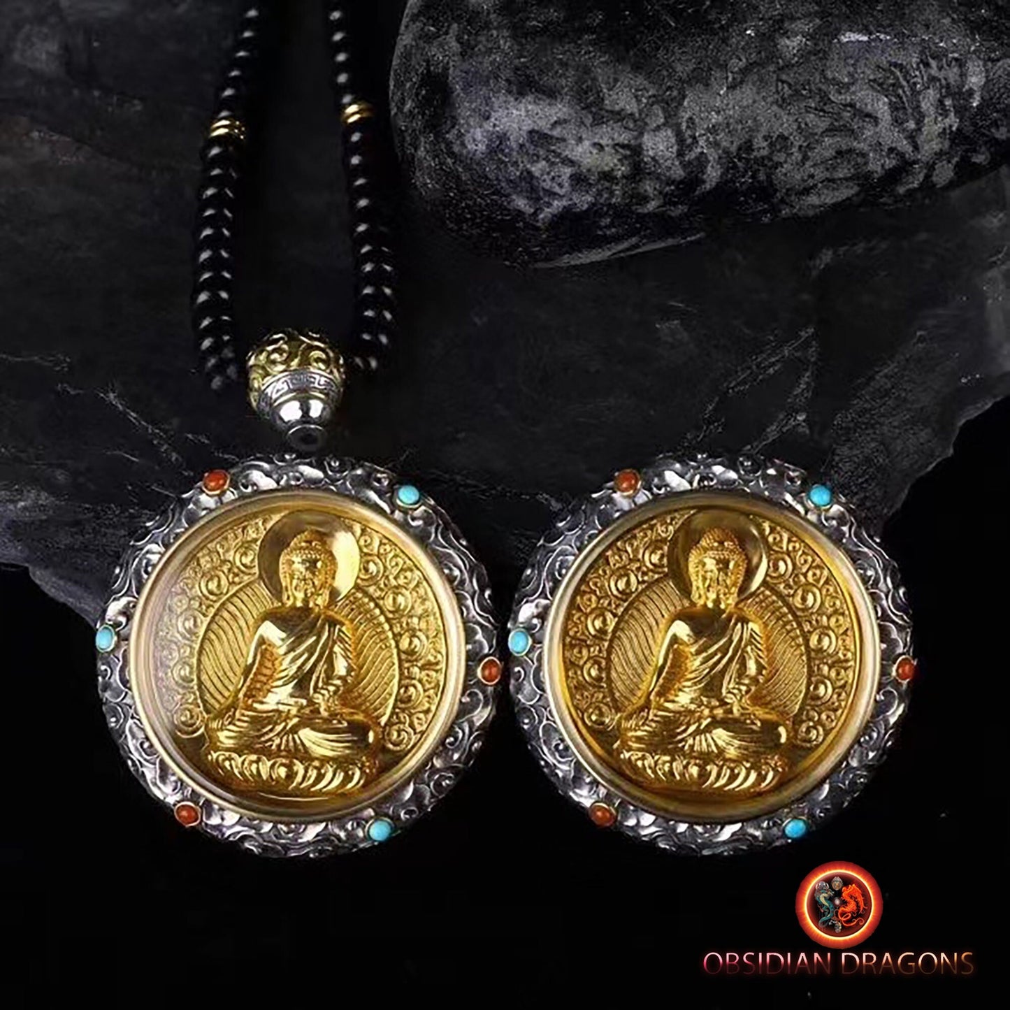 ghau, gau amulette bouddha Sakyamuni, Siddartha Gautama, bouddhisme vajrayana tibetain. Argent 925, plaqué or 24K, deux tailles disponibles - obsidian dragon