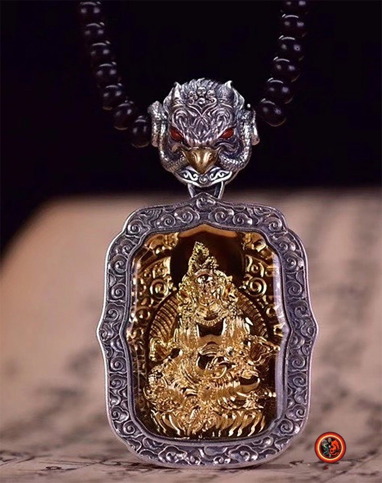 pendentif amulette de protection bouddhiste Bouddha Jambhala mala de prière et méditation 108 perles, argent 925 or 18K bélière Garuda - obsidian dragon