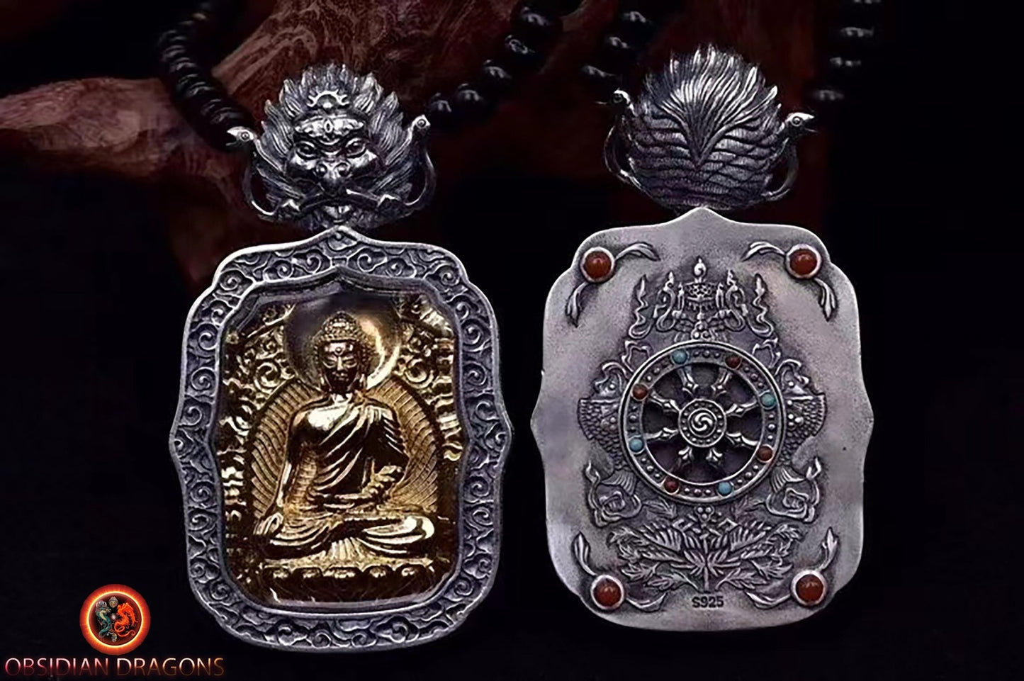 Pendentif bouddha Sakyamuni, amulette de protection du bouddhisme vajrayana esoterique tibétain. représentation de Garuda sur la beliere. - obsidian dragon